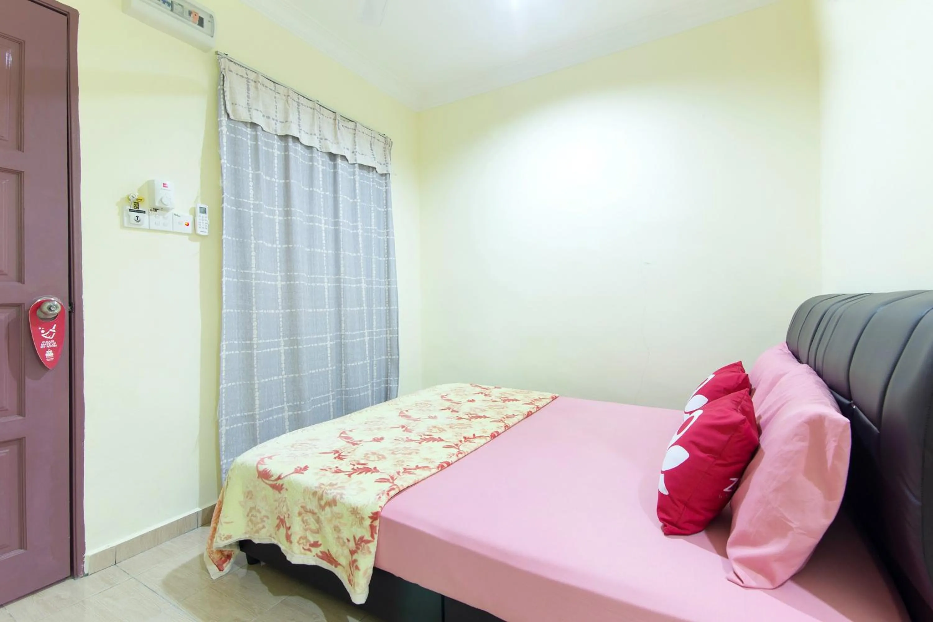 Bed in Kampung Guest House