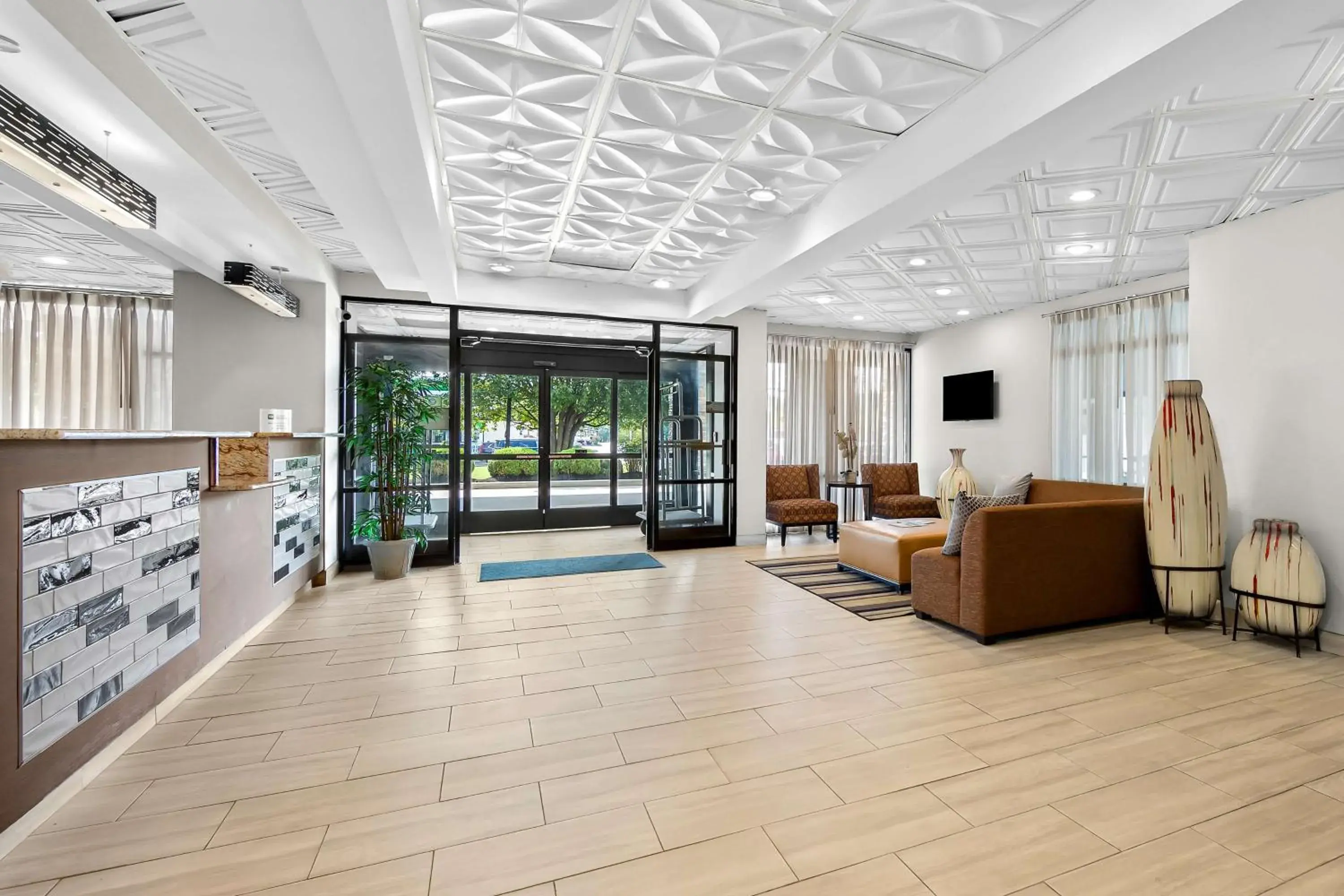 Lobby or reception in Best Western Knoxville Suites - Downtown Lobby or reception in Best Western Knoxville Suites - Downtown