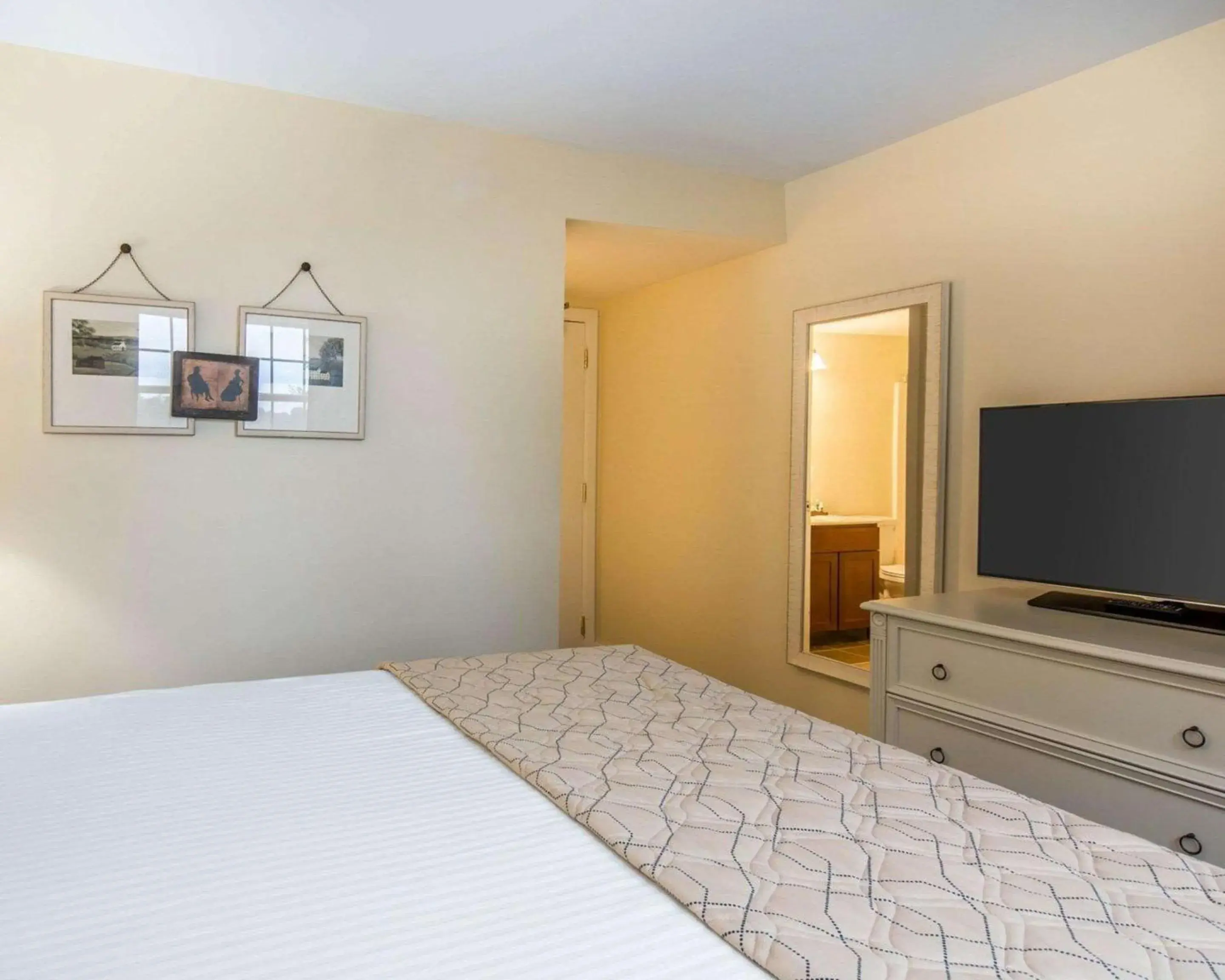 Bedroom, Bed in Bluegreen Vacations Shenandoah Crossing, an Ascend Collection Resort Bedroom, Bed in Bluegreen Vacations Shenandoah Crossing, an Ascend Collection Resort