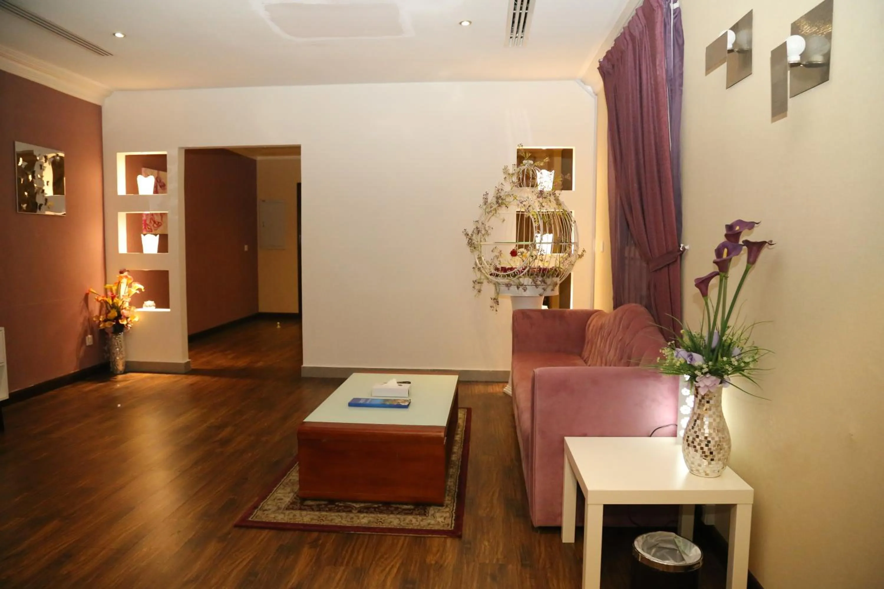 Lobby/Reception in Signature Al Khobar Hotel