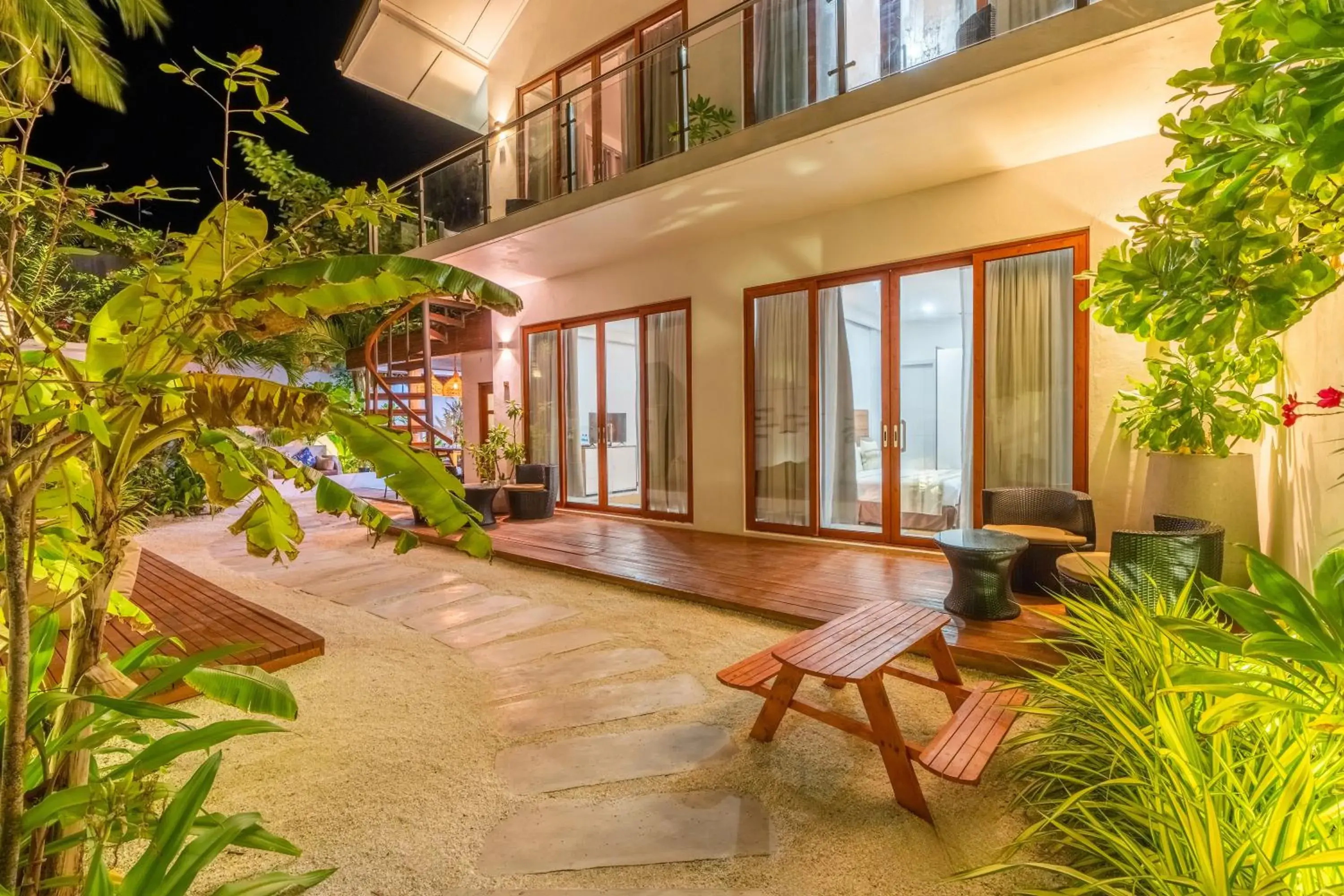 Four-Bedroom House in Veli Vilaa Dhiffushi - Beachfront Four-Bedroom House in Veli Vilaa Dhiffushi - Beachfront