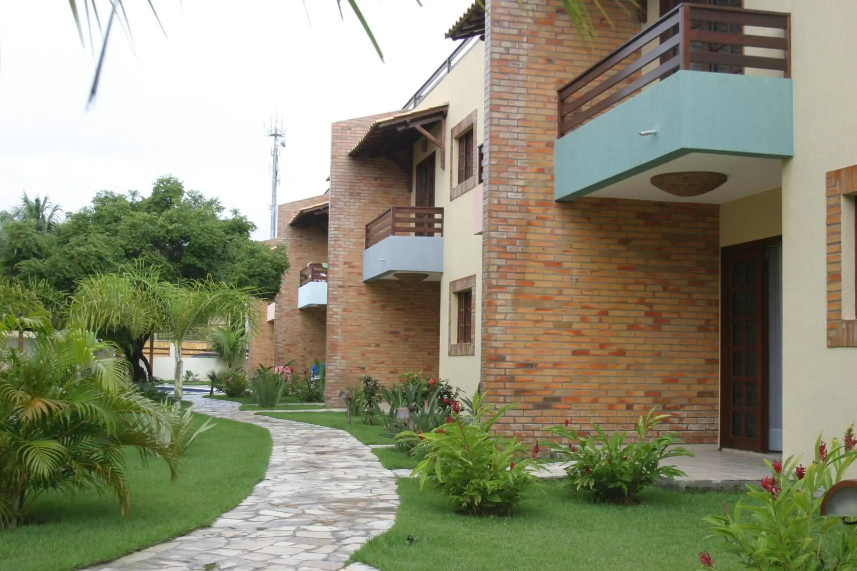 Facade/entrance in CostaSol Pipa Chalés Facade/entrance in CostaSol Pipa Chalés