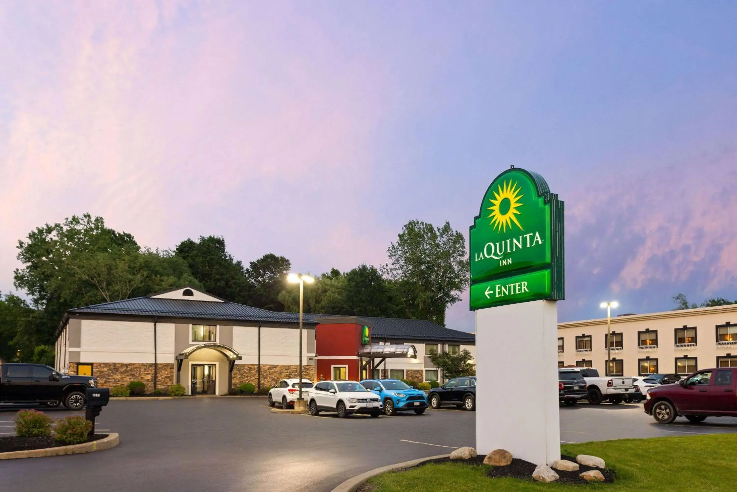 La Quinta Inn by Wyndham Buffalo Airport La Quinta Inn by Wyndham Buffalo Airport