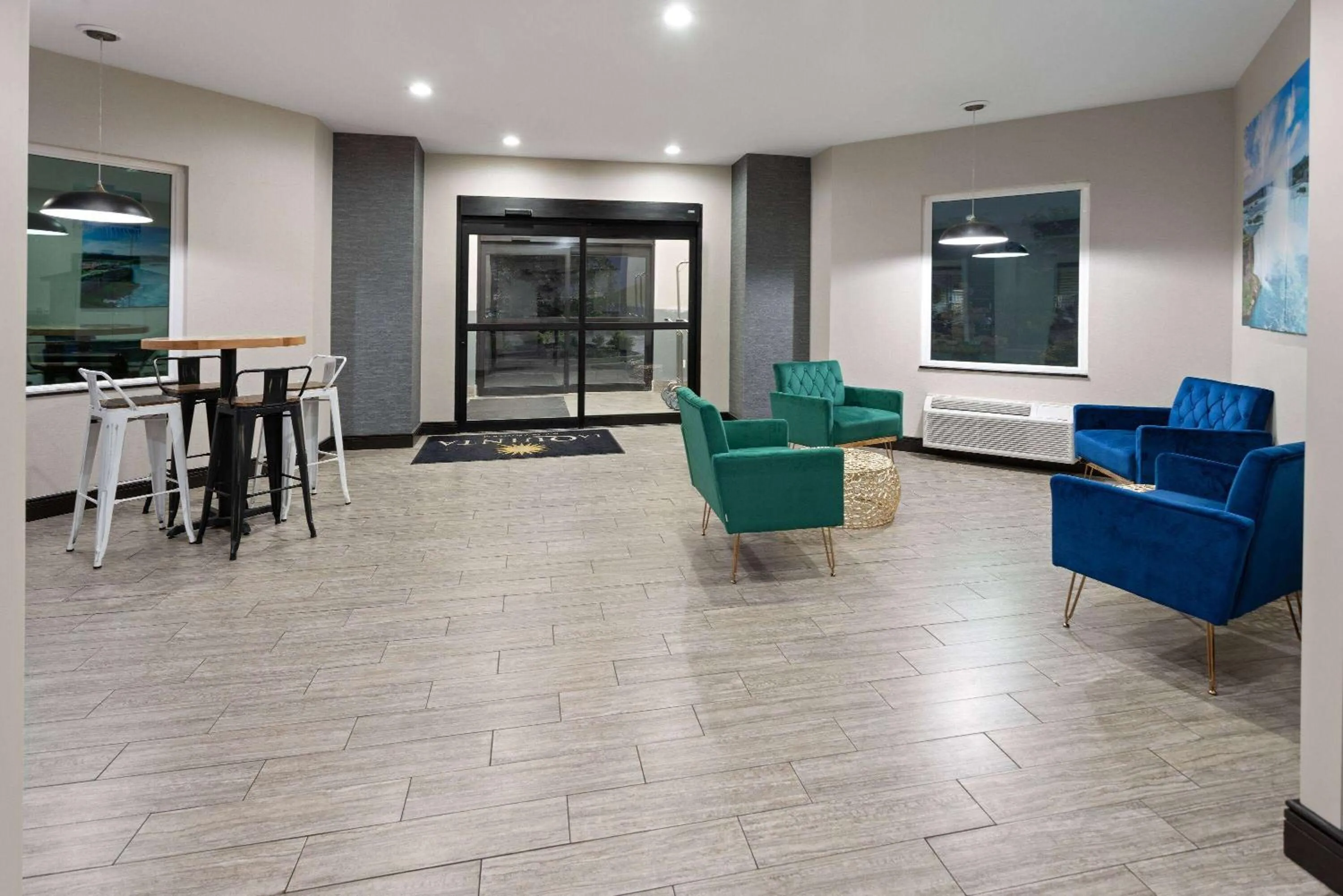 Lobby or reception in La Quinta Inn by Wyndham Buffalo Airport