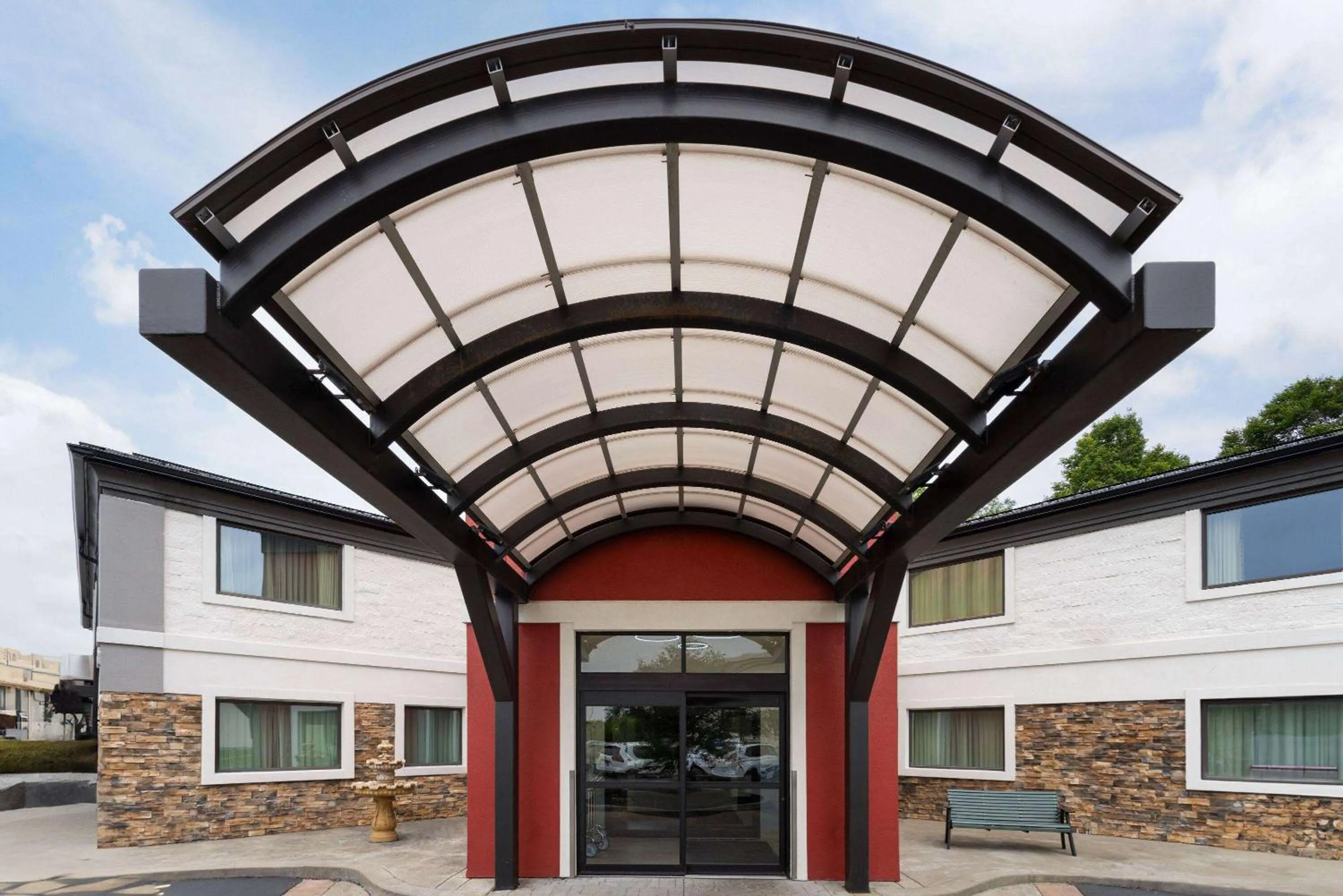 Property building in La Quinta Inn by Wyndham Buffalo Airport