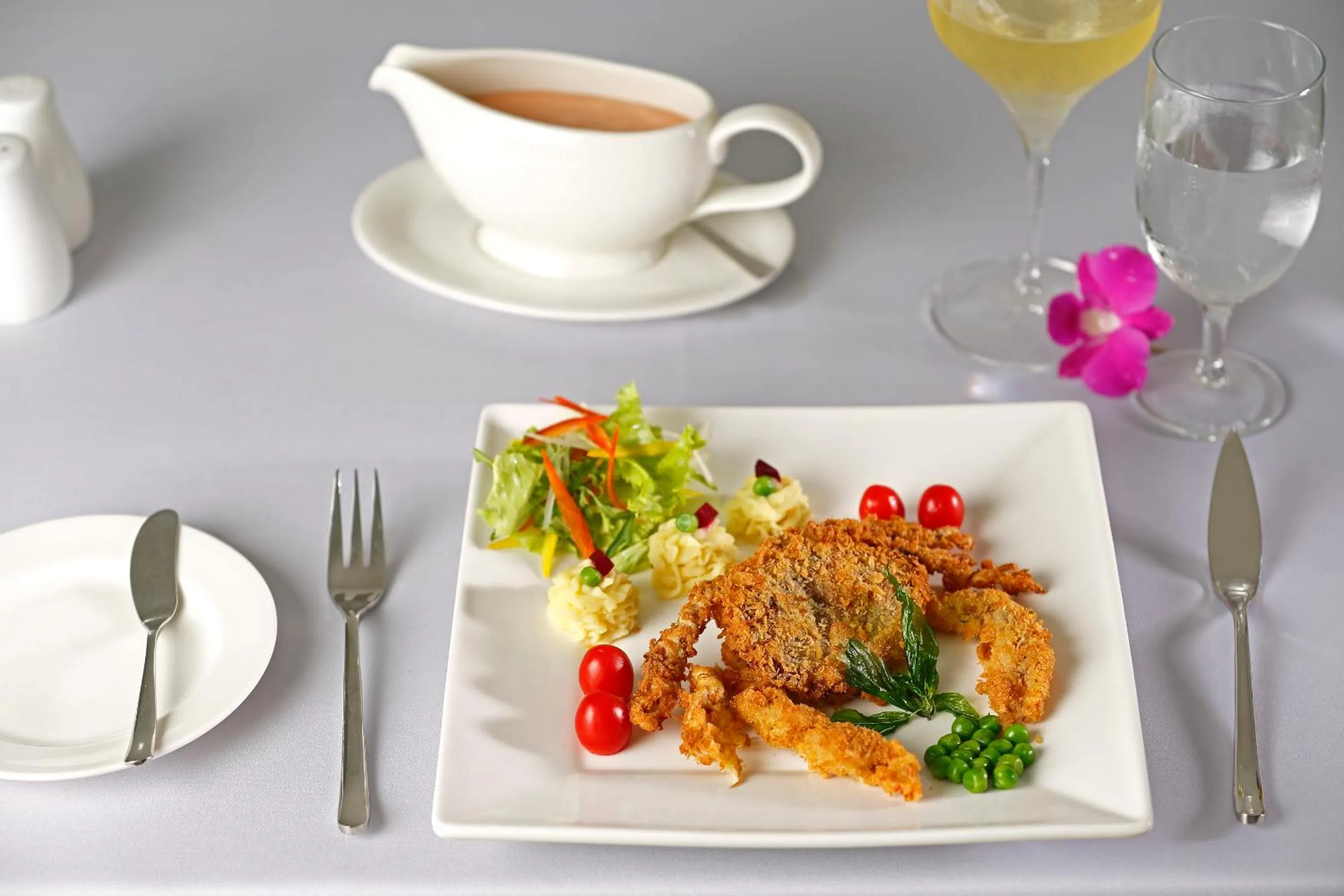 Restaurant/places to eat in Heritage Bagan Hotel