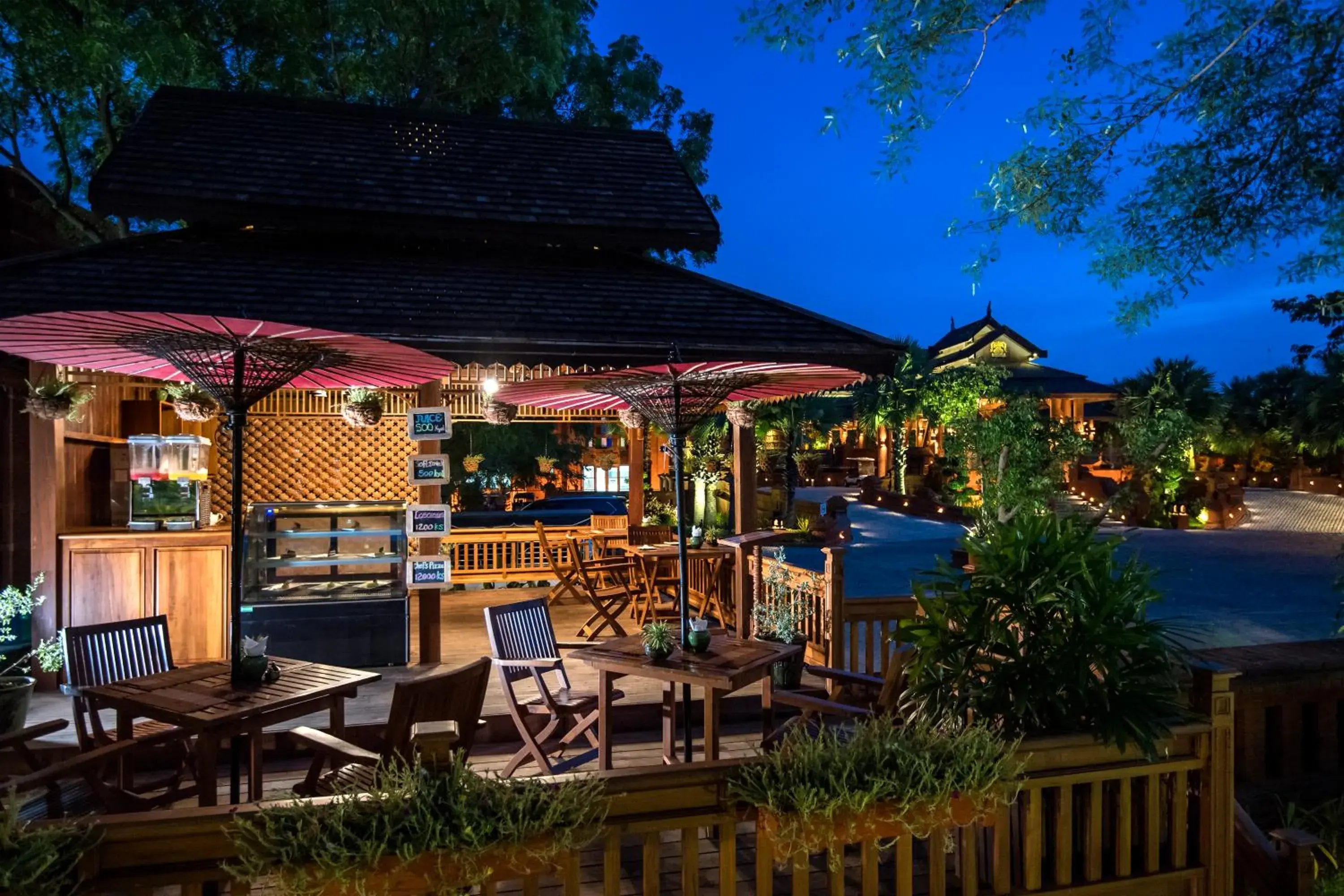 Restaurant/places to eat in Heritage Bagan Hotel Restaurant/places to eat in Heritage Bagan Hotel