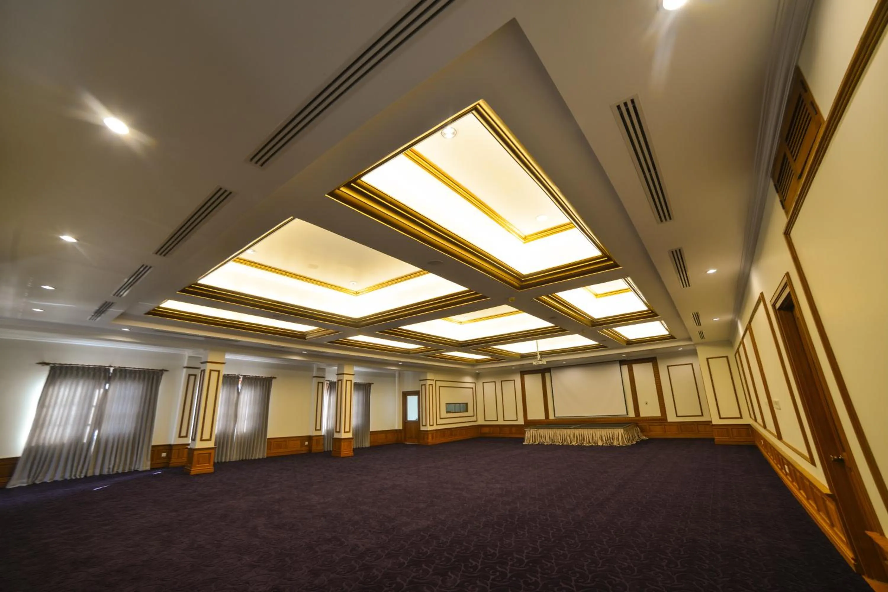 Business facilities in Heritage Bagan Hotel