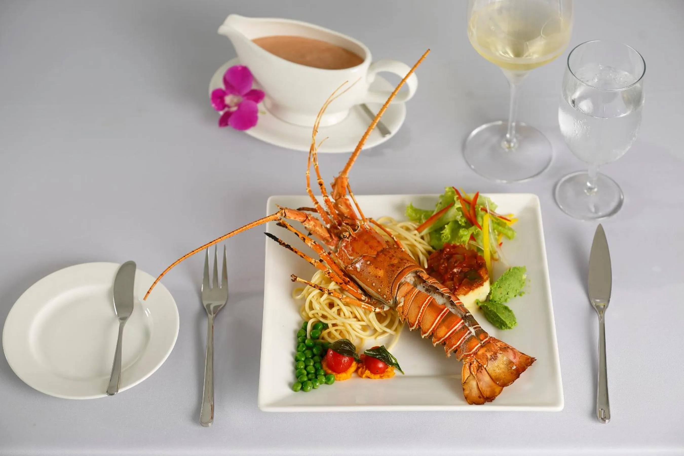 Restaurant/places to eat in Heritage Bagan Hotel