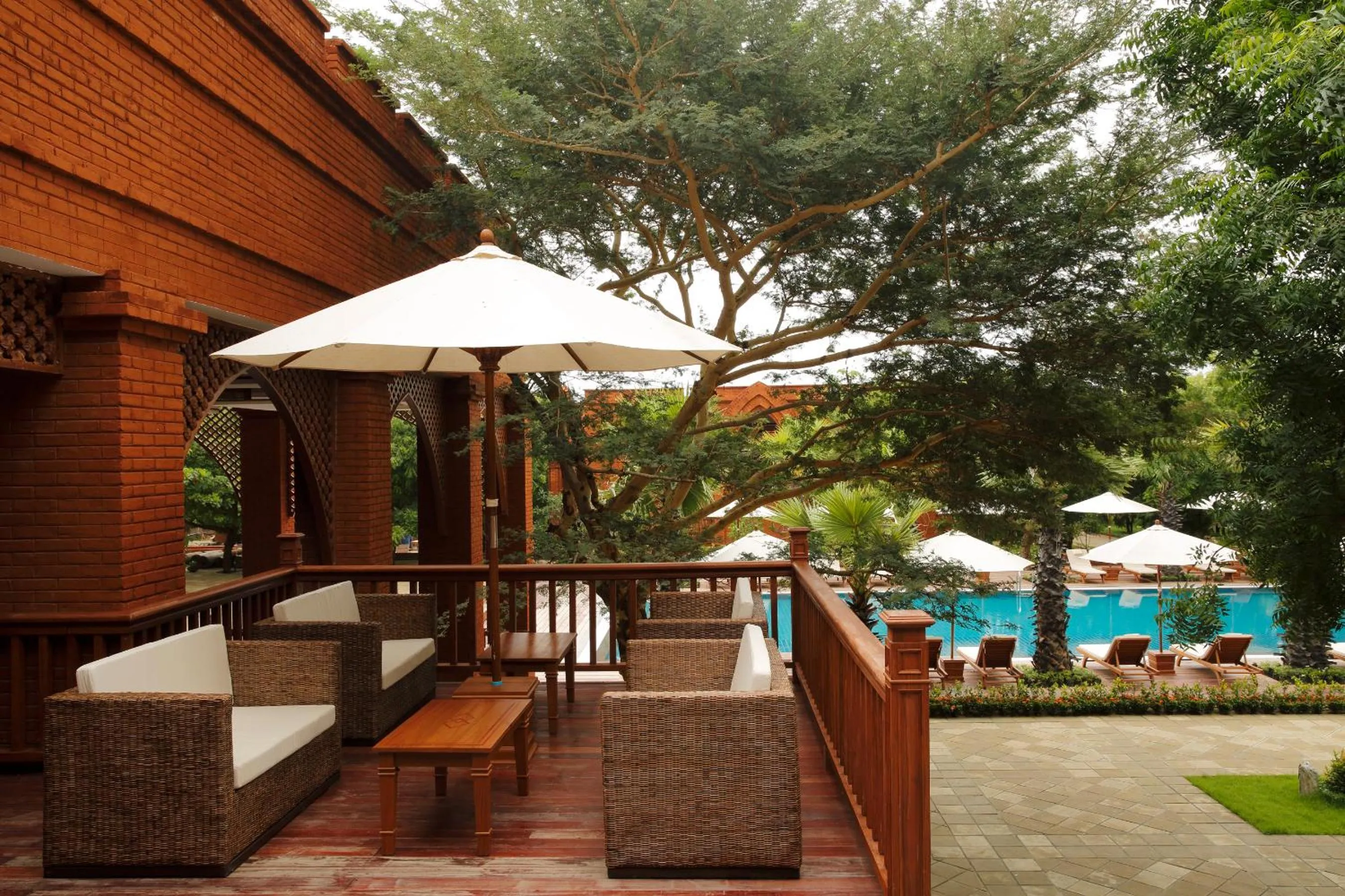 Lounge or bar in Heritage Bagan Hotel