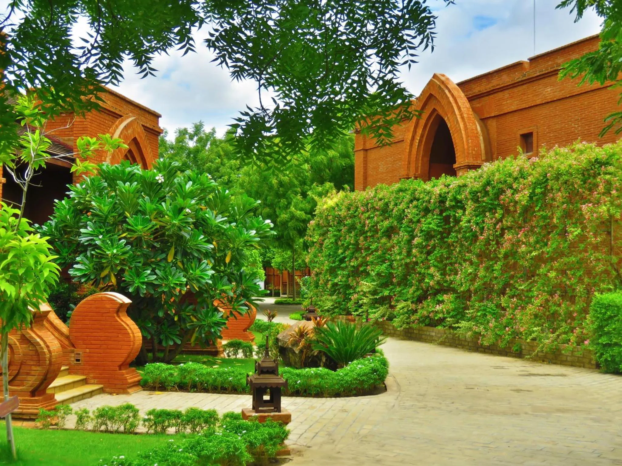 Garden in Heritage Bagan Hotel