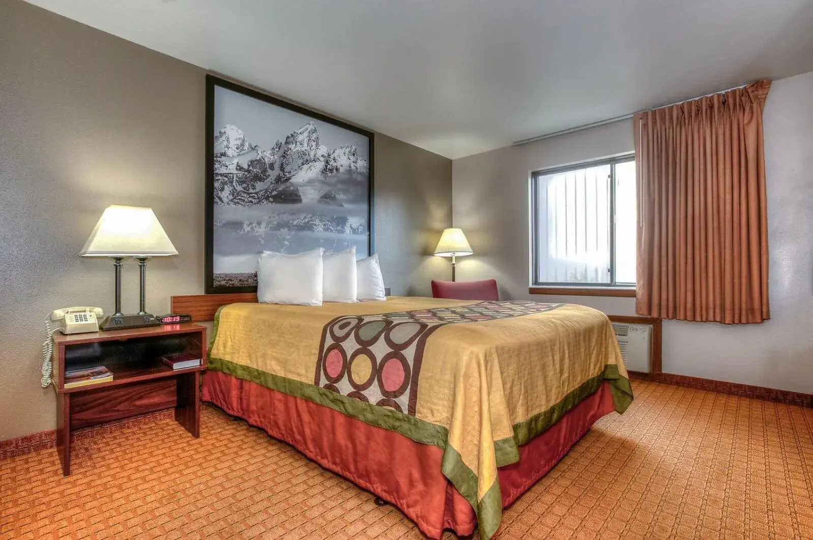 Queen Room - Non-Smoking in Super 8 by Wyndham Jackson Hole Queen Room - Non-Smoking in Super 8 by Wyndham Jackson Hole