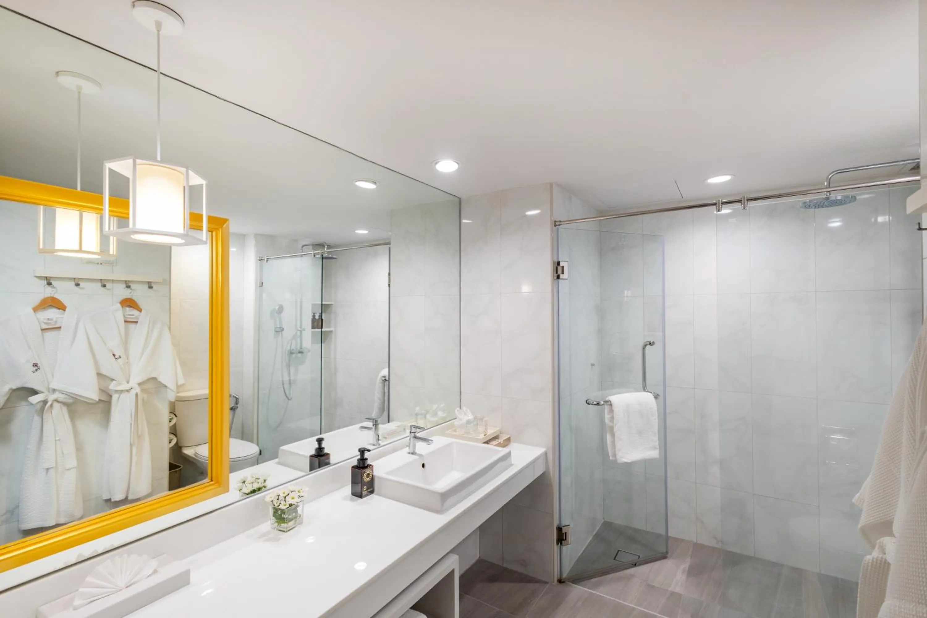 Bathroom in The Riverie by Katathani