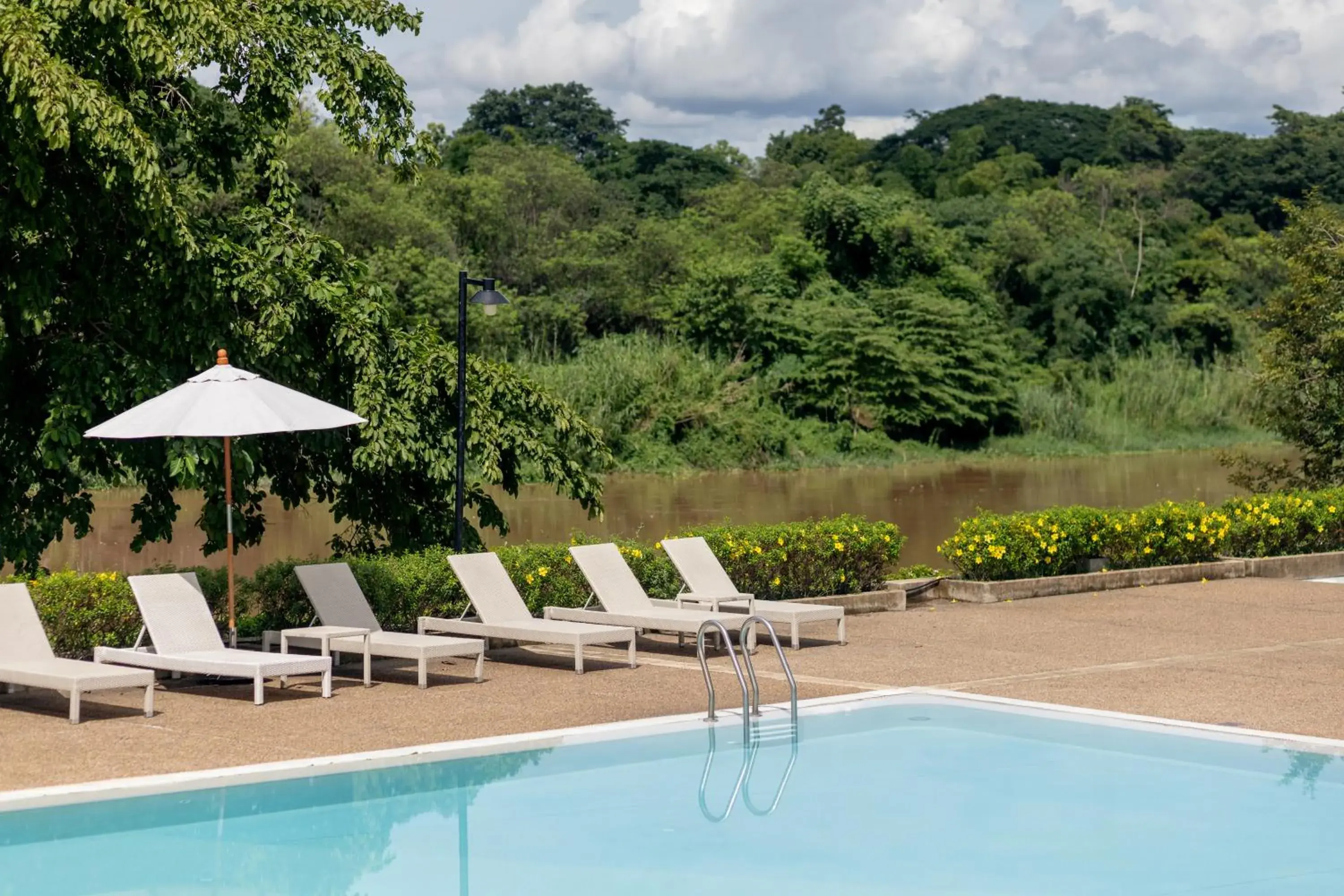 Swimming pool in The Riverie by Katathani Swimming pool in The Riverie by Katathani