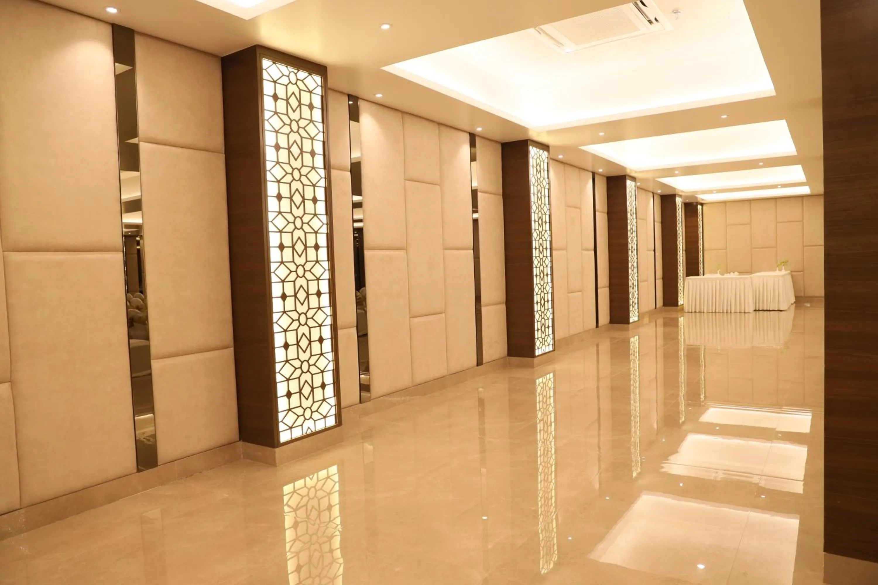 Banquet/Function facilities in Sarovar Portico Rivera Ahmedabad