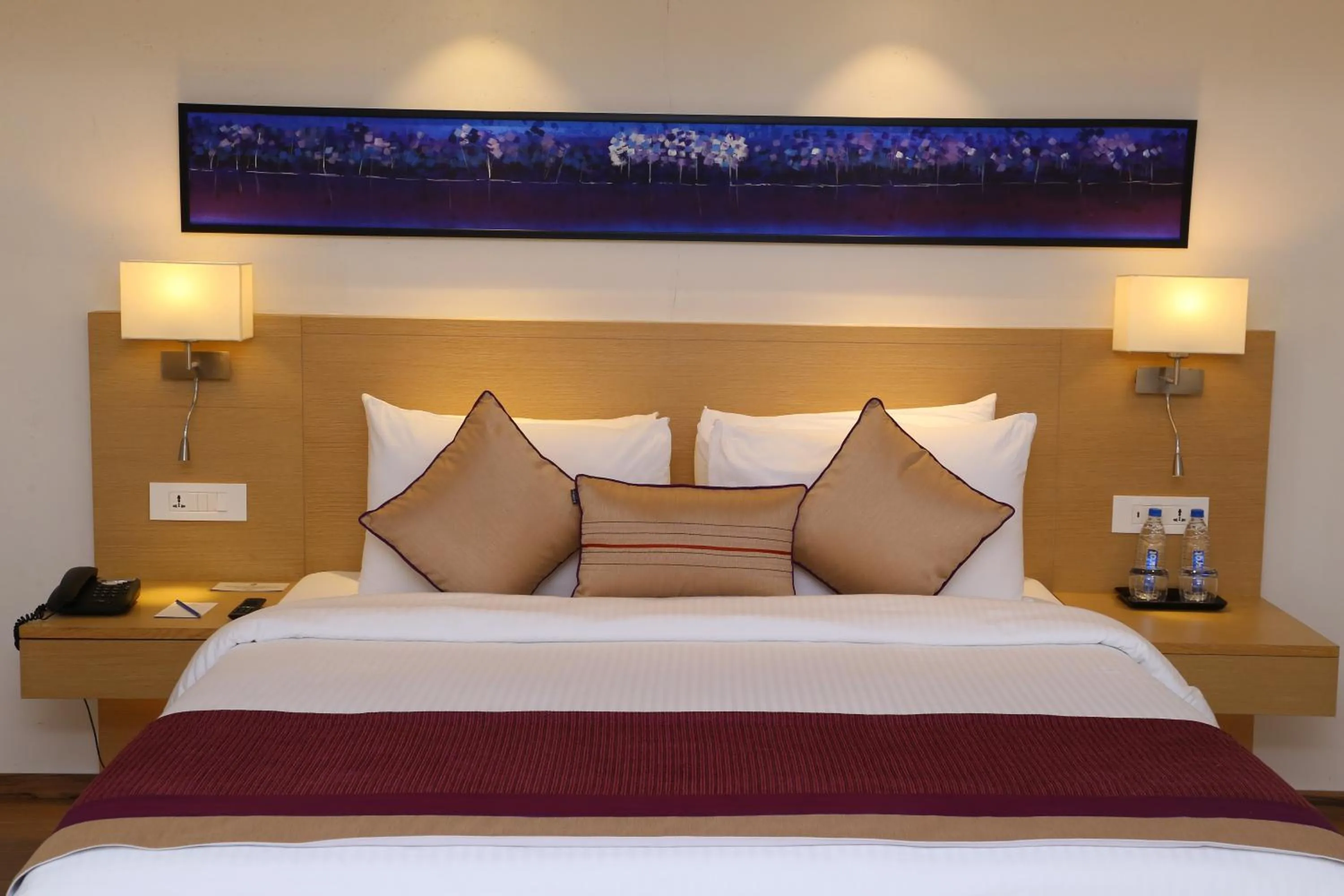 Bedroom, Bed in Sarovar Portico Rivera Ahmedabad