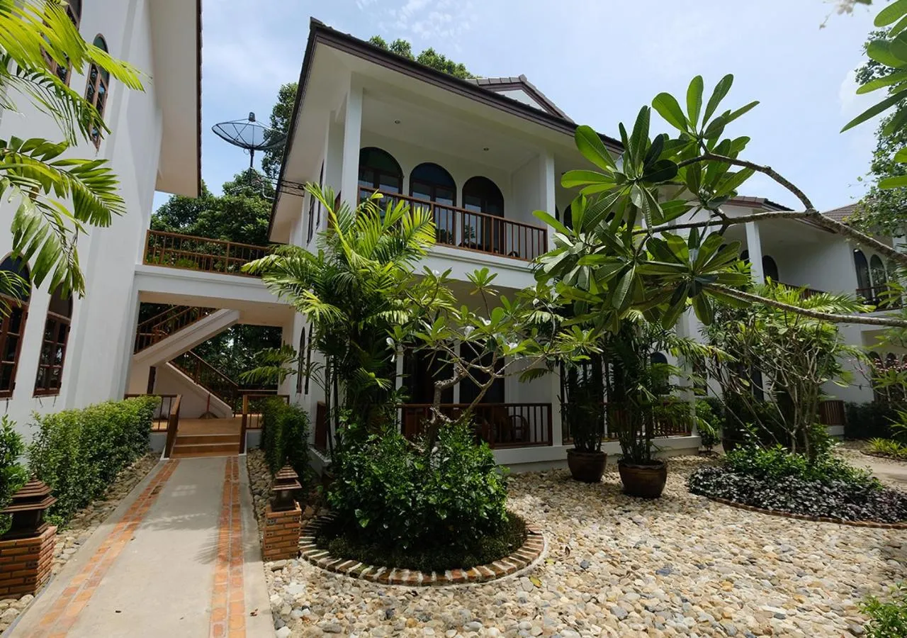 Garden view in Baan Imm Sook Resort