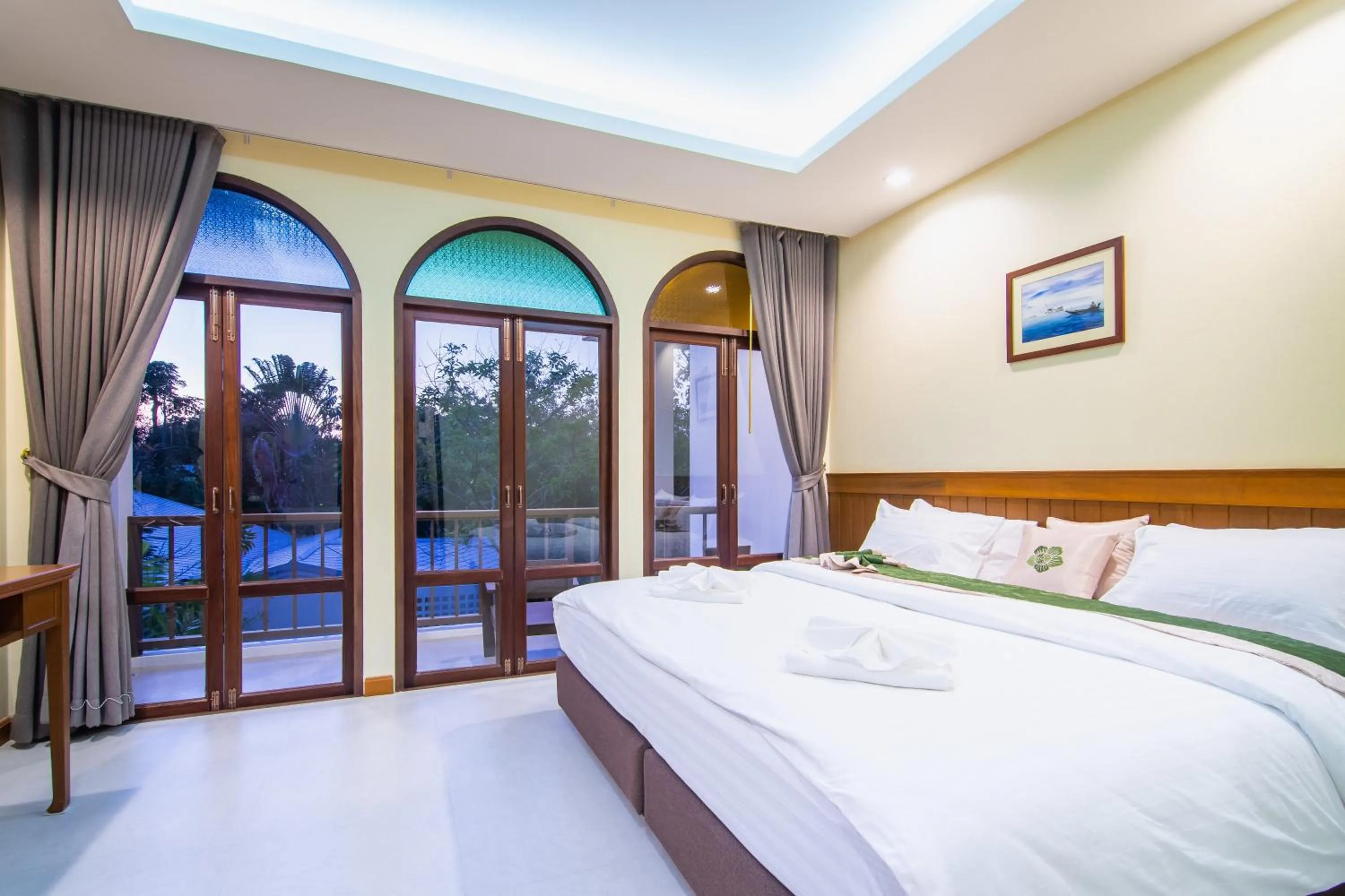 Bed in Baan Imm Sook Resort