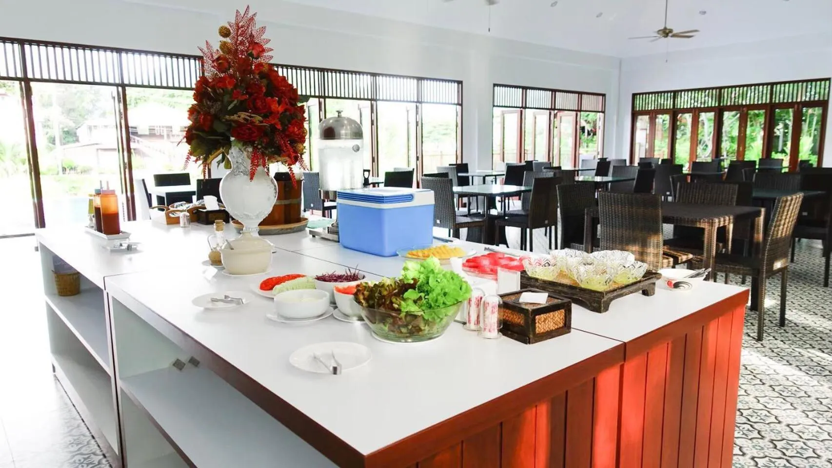 Restaurant/places to eat in Baan Imm Sook Resort