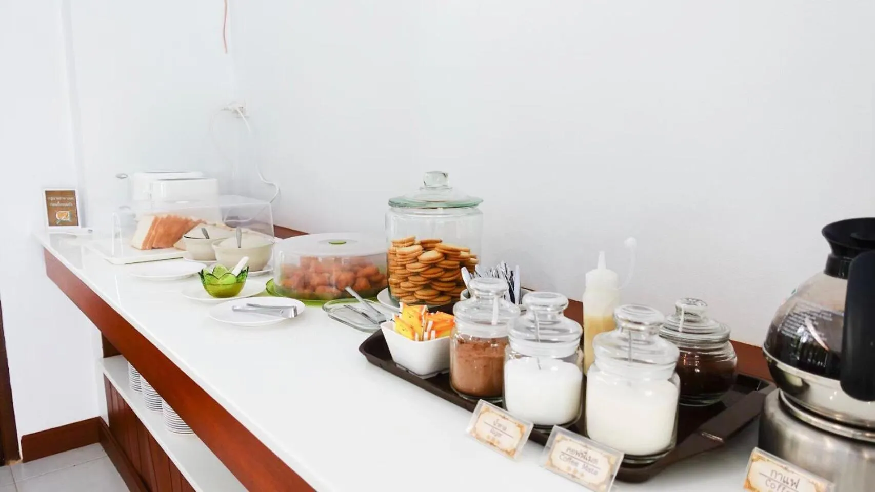 Buffet breakfast in Baan Imm Sook Resort