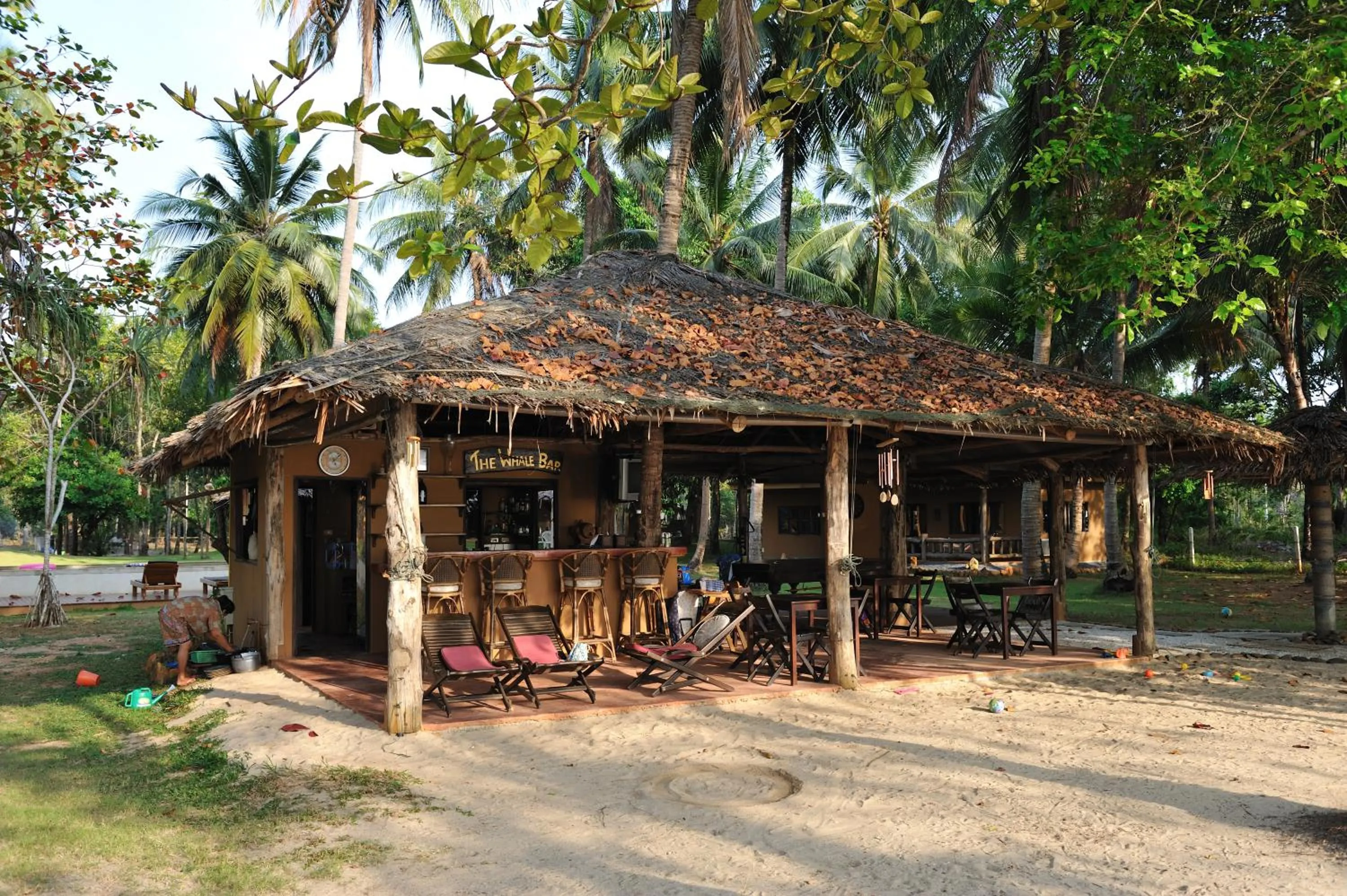 Restaurant/places to eat in Melina Beach Front Bungalows