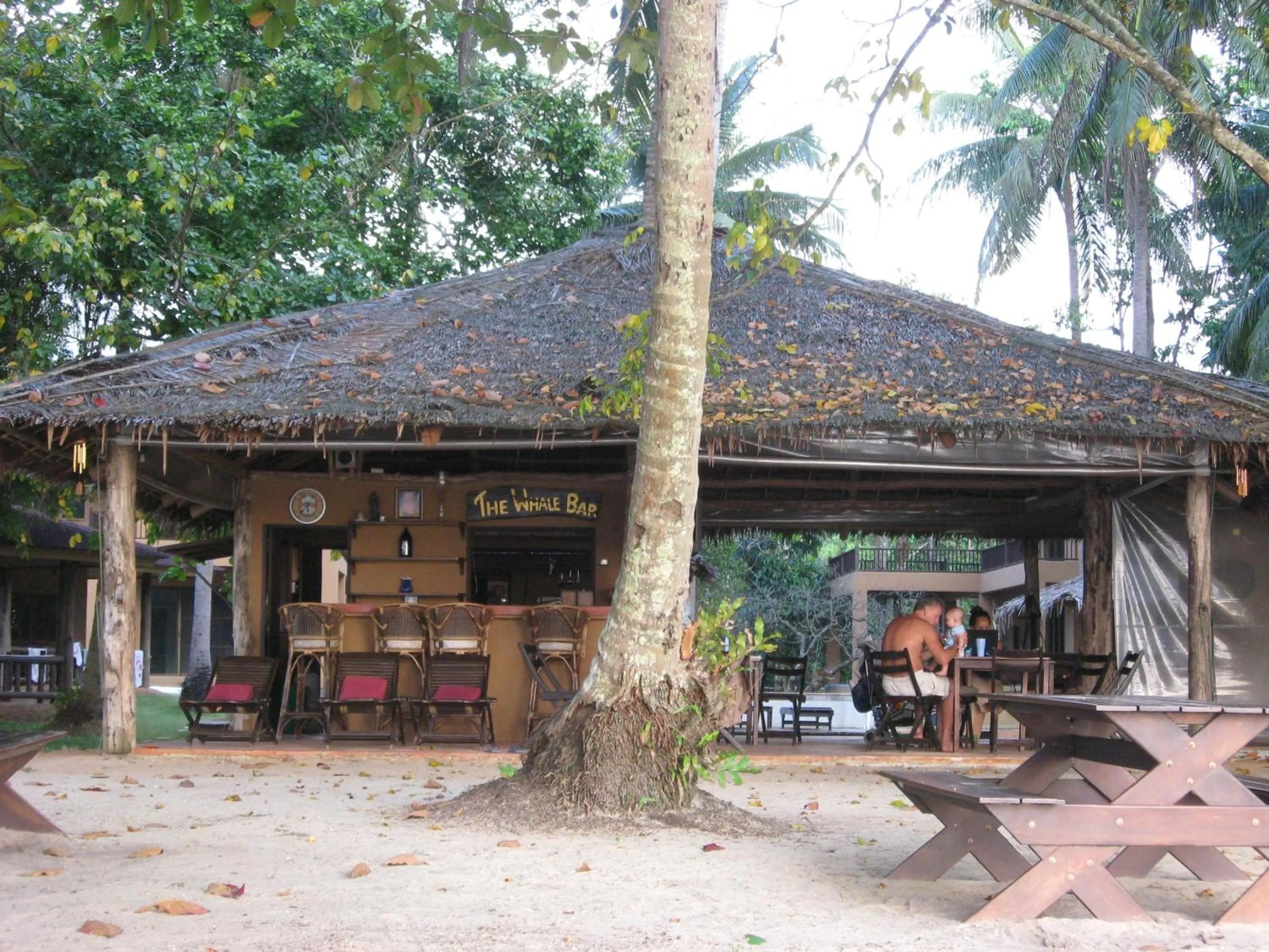 Restaurant/places to eat in Melina Beach Front Bungalows