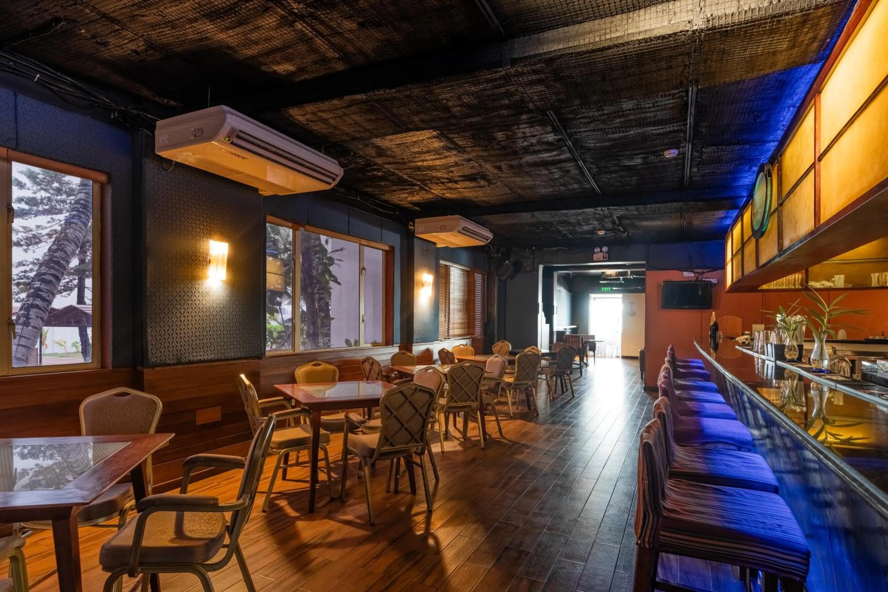 Lounge or bar in Hulhule Island Hotel- Private Beach Access & Airport Pick-up and Drop