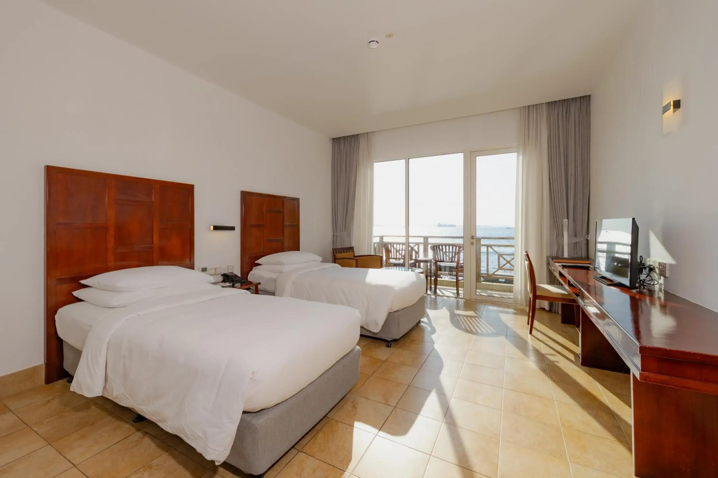 Bed in Hulhule Island Hotel- Private Beach Access & Airport Pick-up and Drop Bed in Hulhule Island Hotel- Private Beach Access & Airport Pick-up and Drop