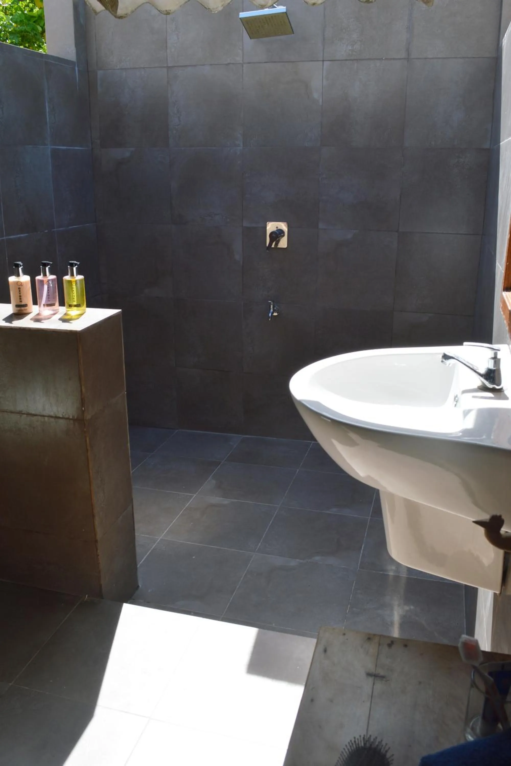 Shower in Ocean Cottage