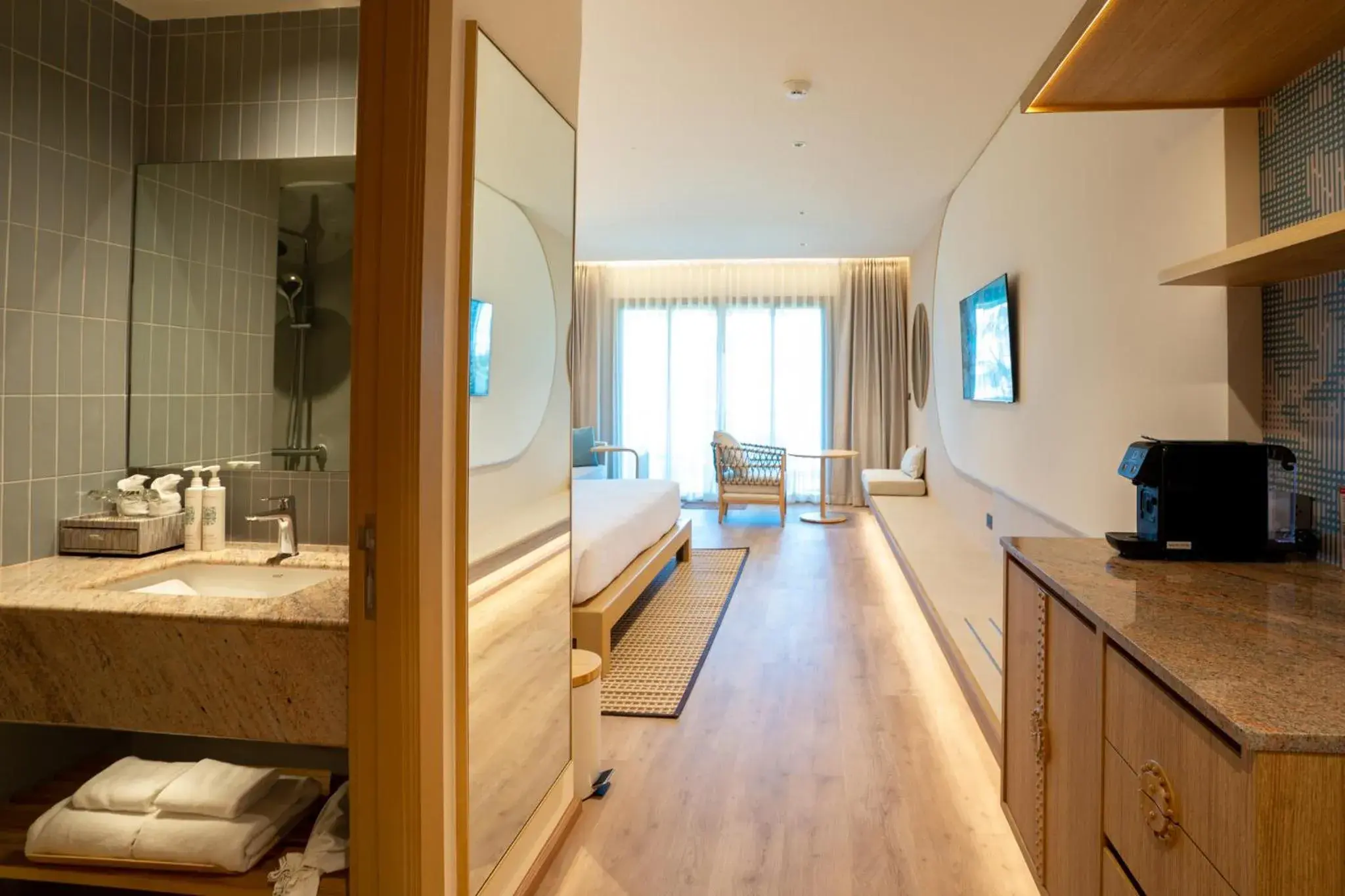 Facade/entrance in KC Grande Resort Koh Chang Facade/entrance in KC Grande Resort Koh Chang