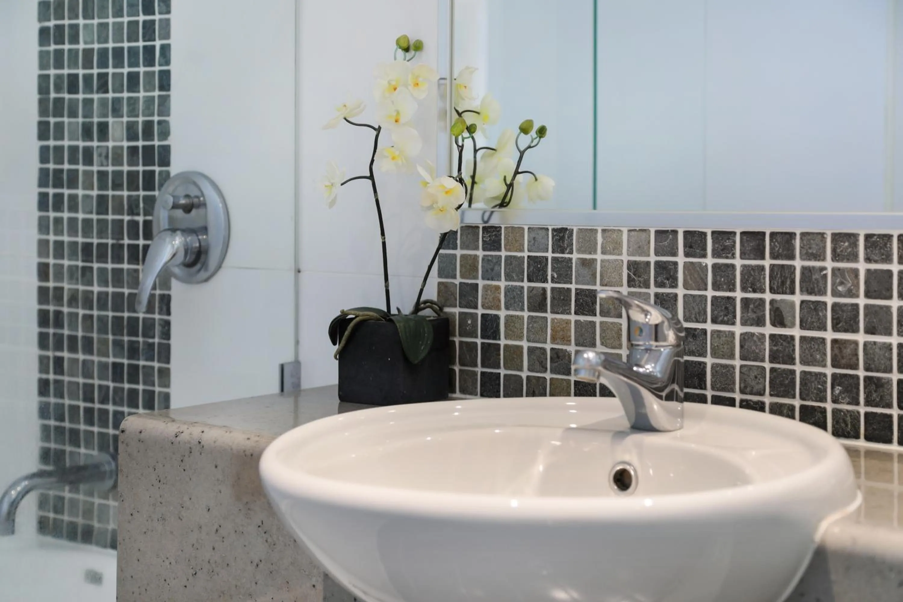 Bathroom in Aqualine Apartments On The Broadwater