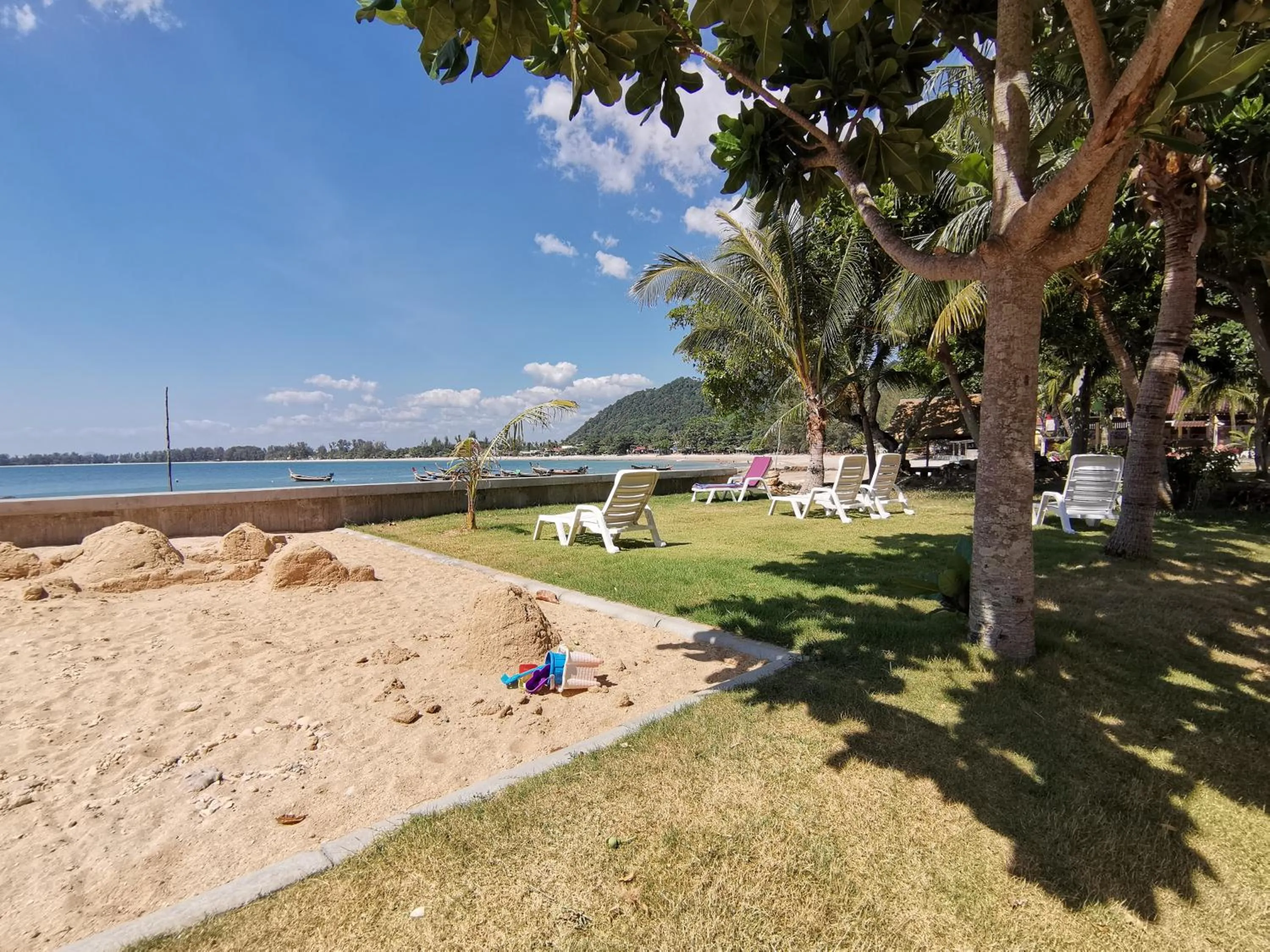 Beach in Holiday Villa, Lanta