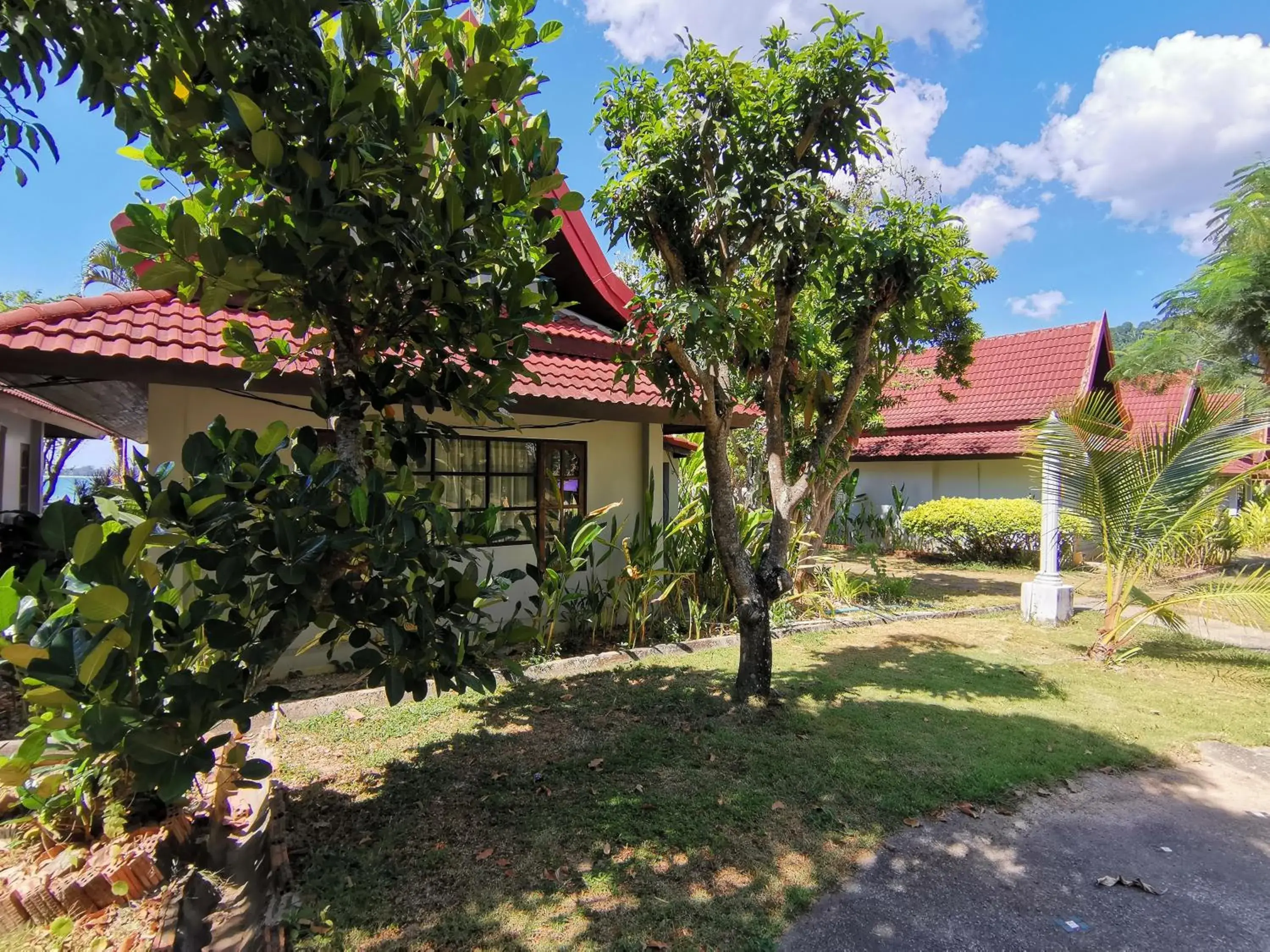 Facade/entrance in Holiday Villa, Lanta Facade/entrance in Holiday Villa, Lanta