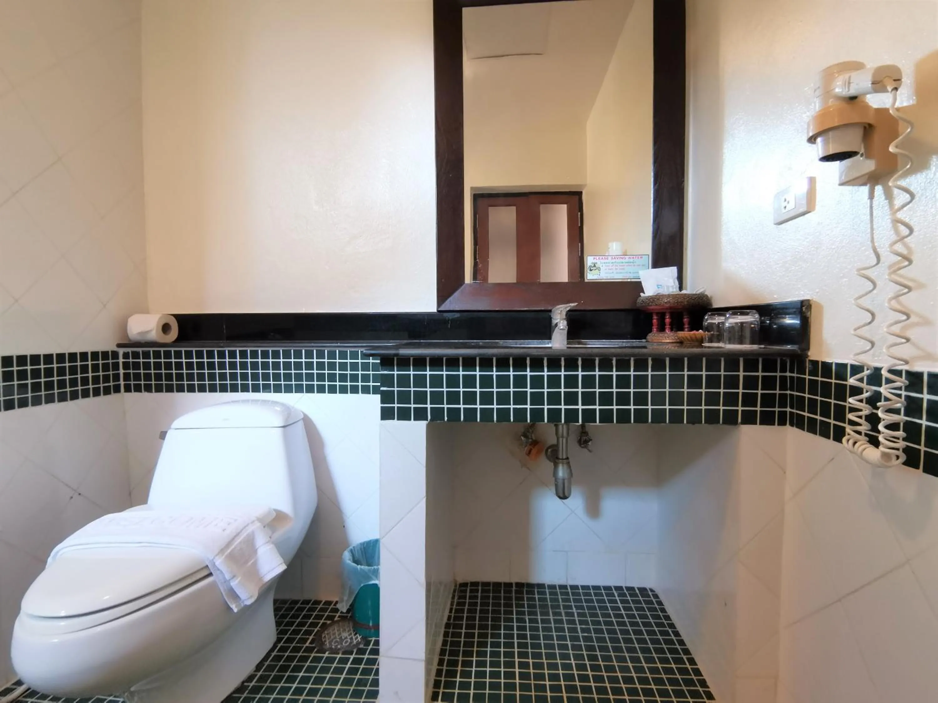 Bathroom in Holiday Villa, Lanta