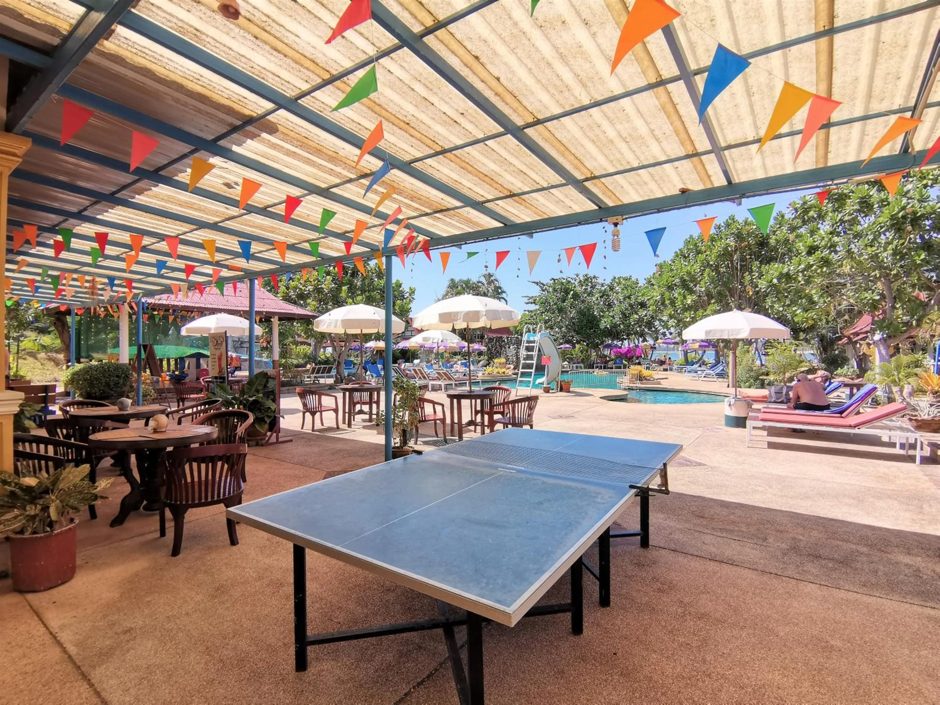 Table tennis in Holiday Villa, Lanta