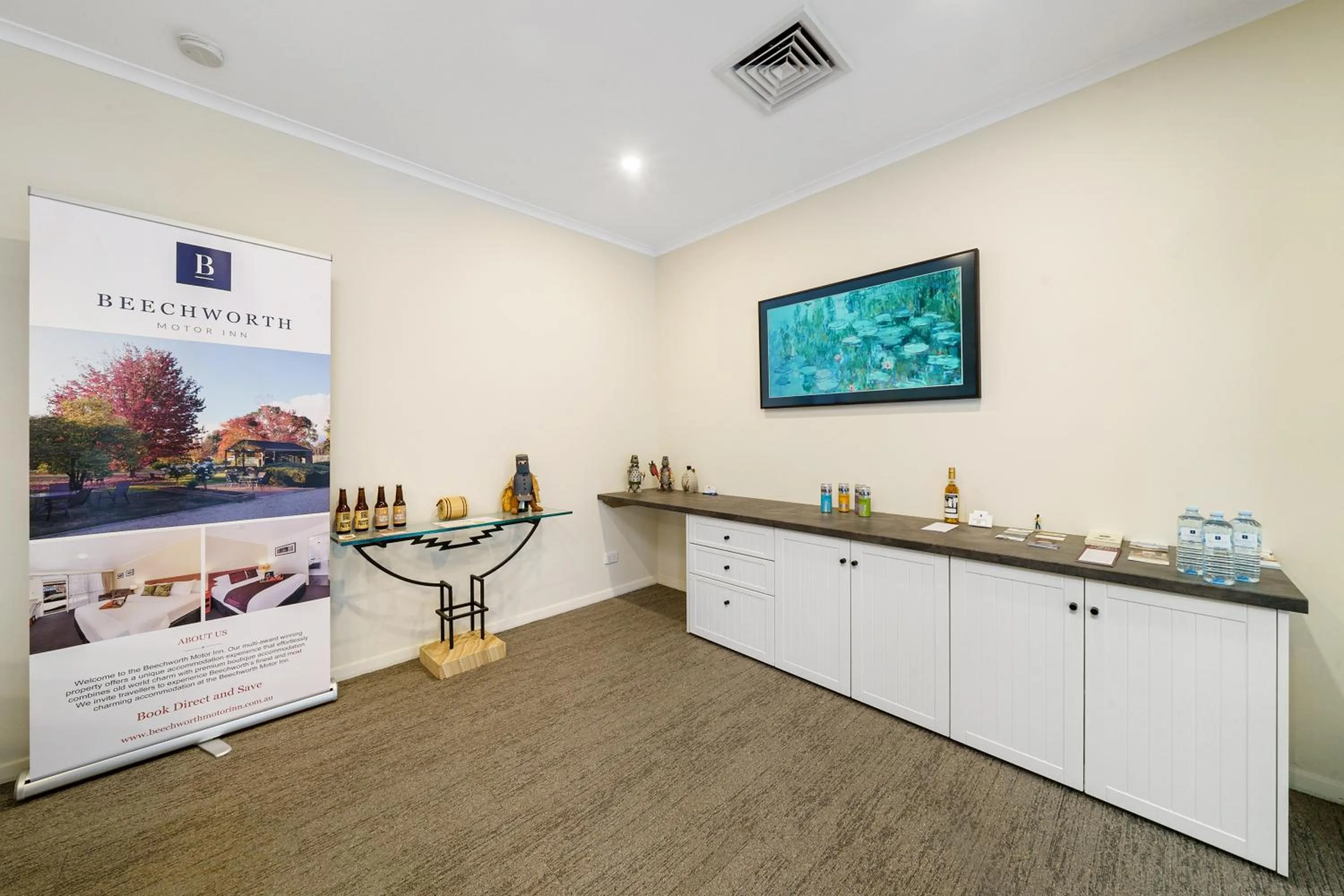 Lobby or reception in Beechworth Motor Inn