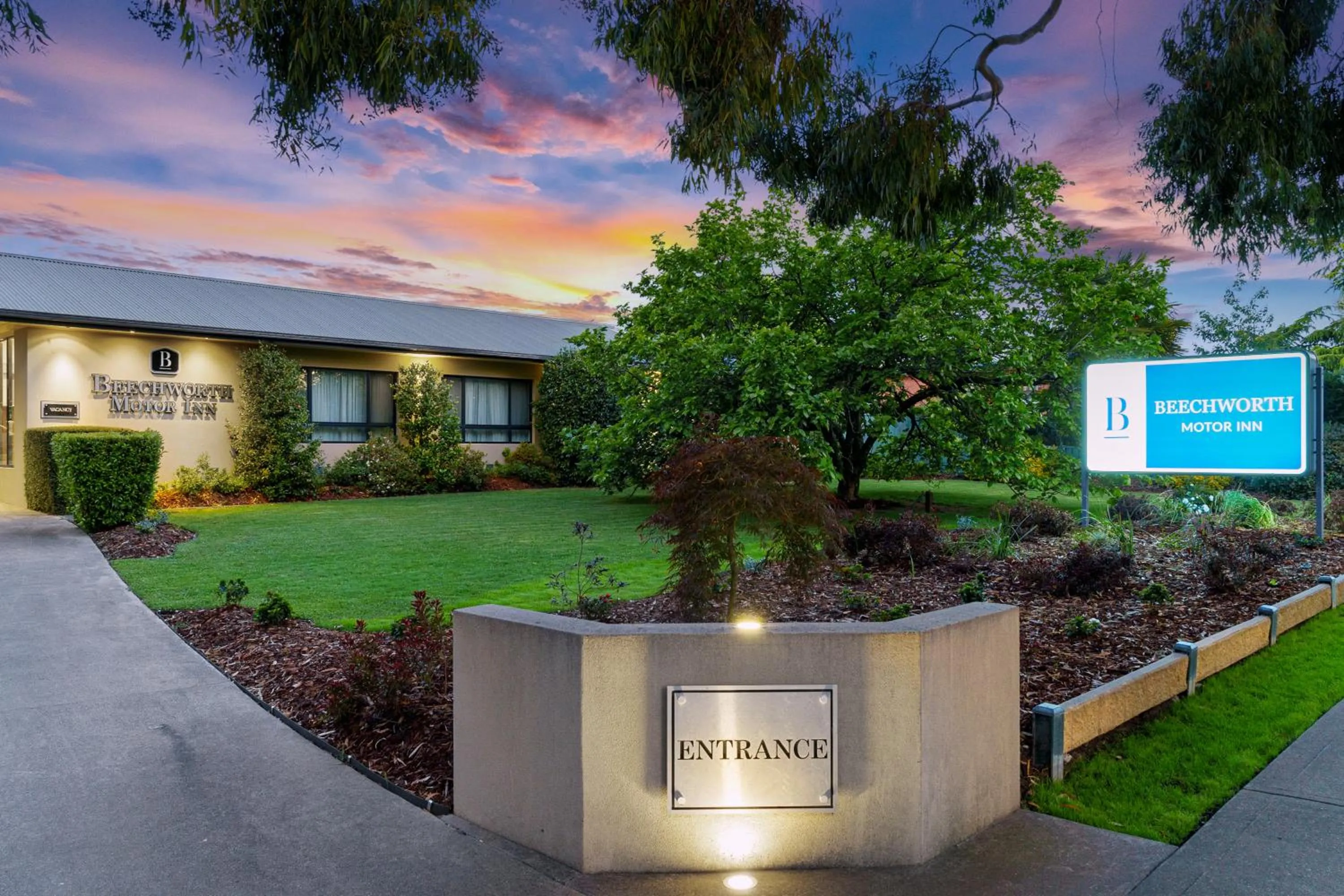 Property building in Beechworth Motor Inn