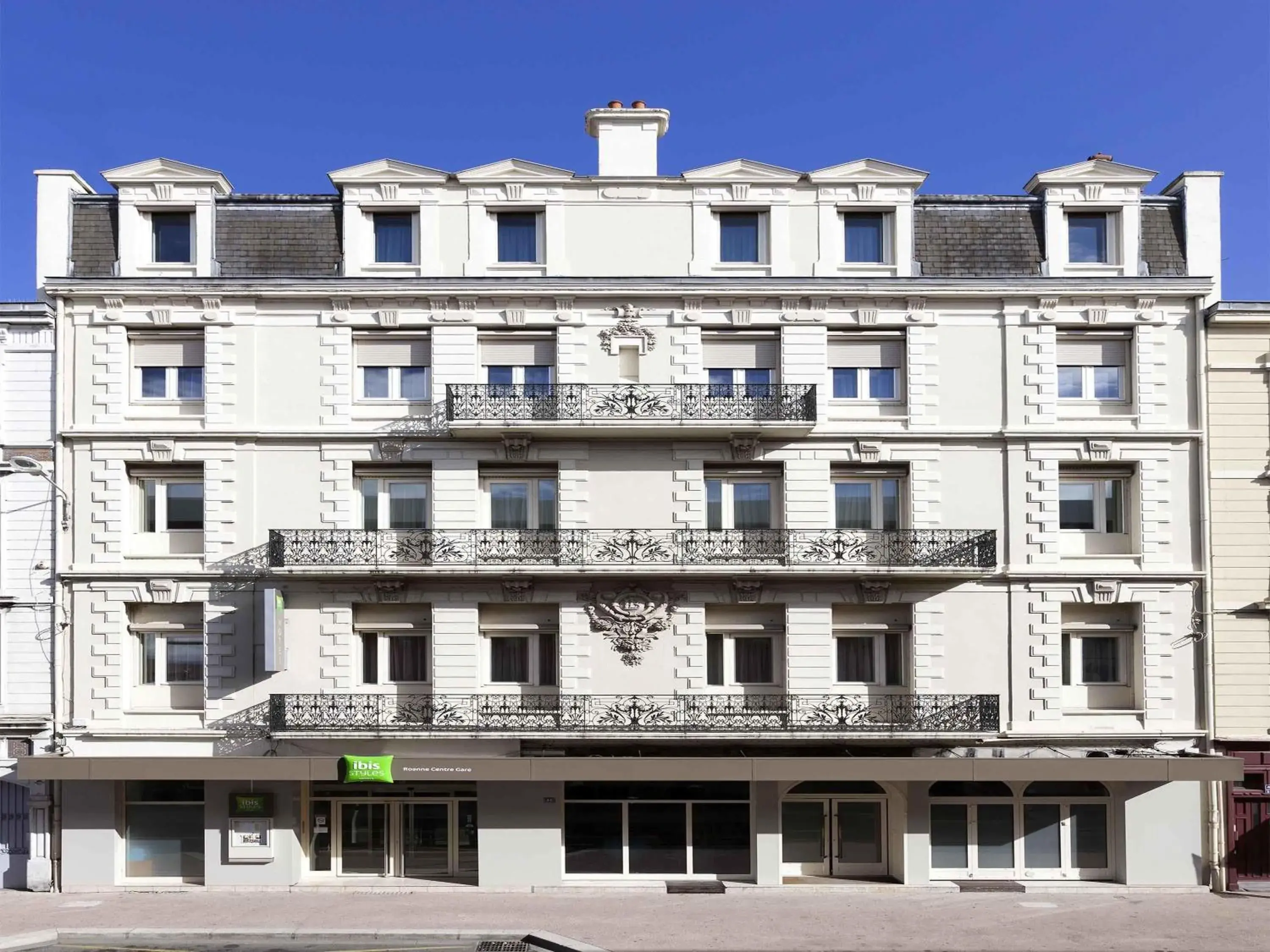 Property building in ibis Styles Roanne Centre Gare Property building in ibis Styles Roanne Centre Gare