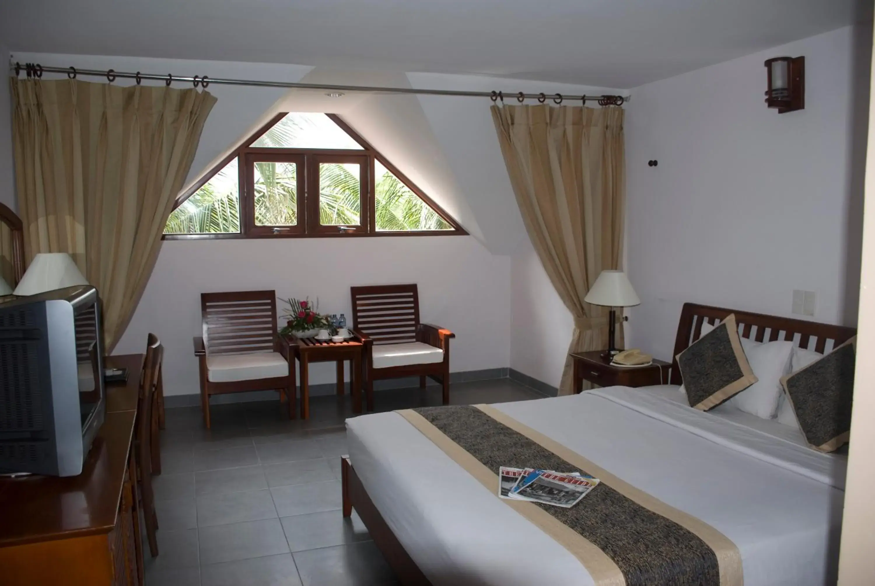Garden view, Bed in Canary Beach Resort Garden view, Bed in Canary Beach Resort