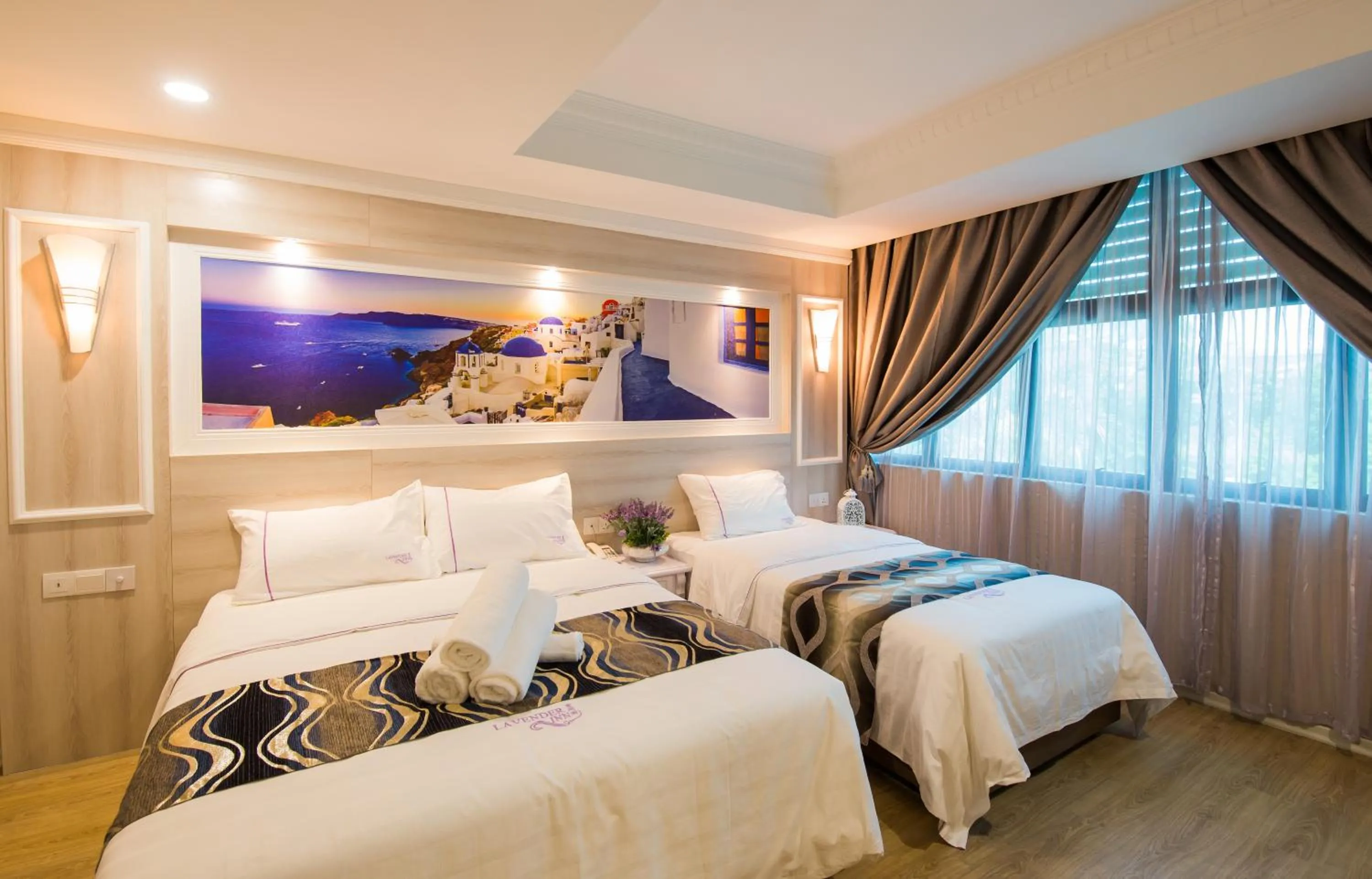 Photo of the whole room, Bed in Lavender Inn USJ