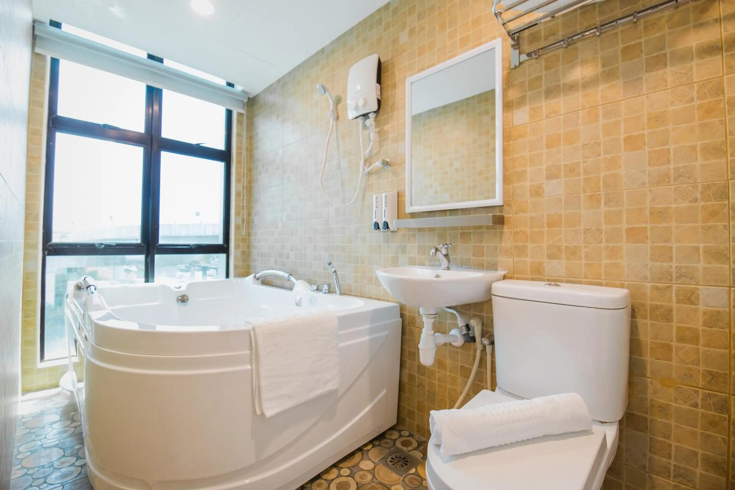 Bathroom in Lavender Inn USJ