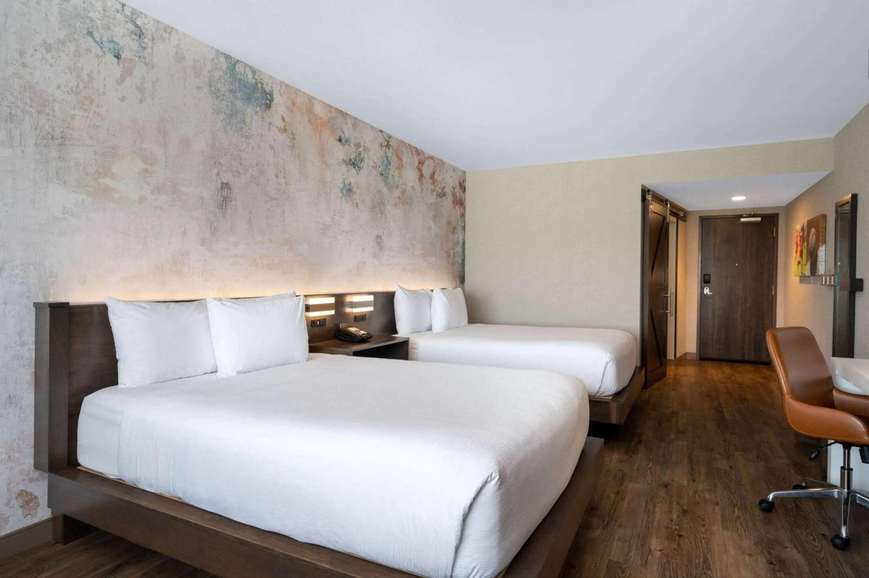 Photo of the whole room, Bed in Wyndham Westfield