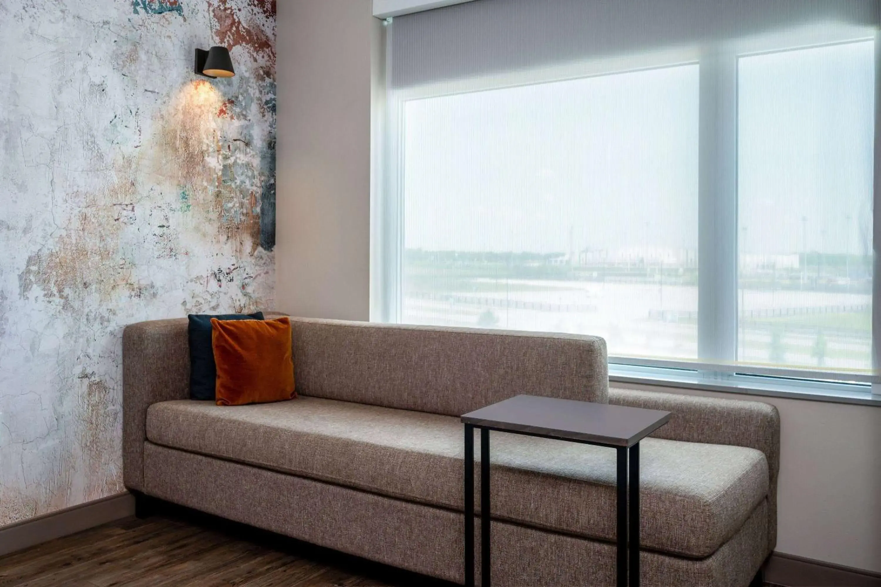 Photo of the whole room in Wyndham Westfield Photo of the whole room in Wyndham Westfield