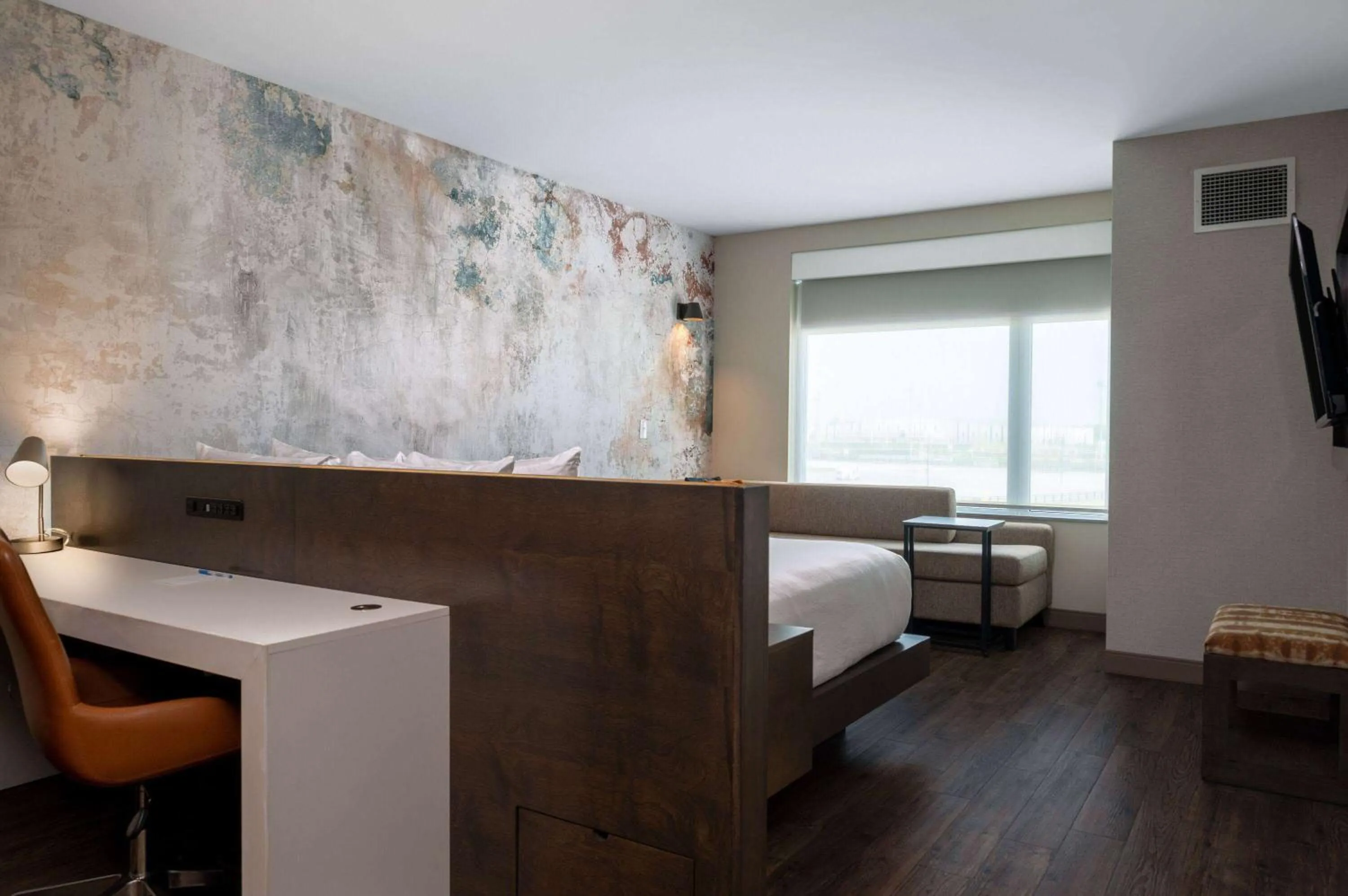 Photo of the whole room, Bed in Wyndham Westfield