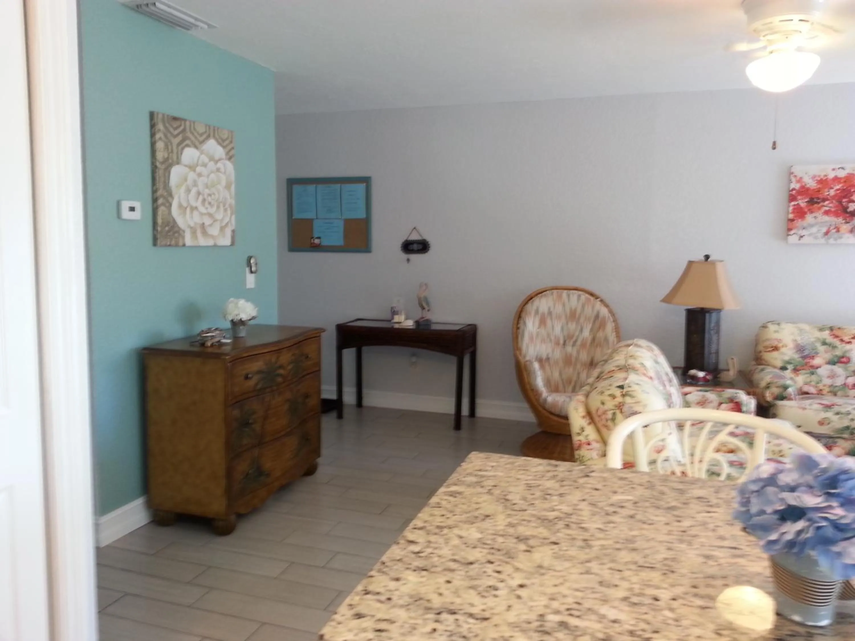 1+1 Large condo Sarasota