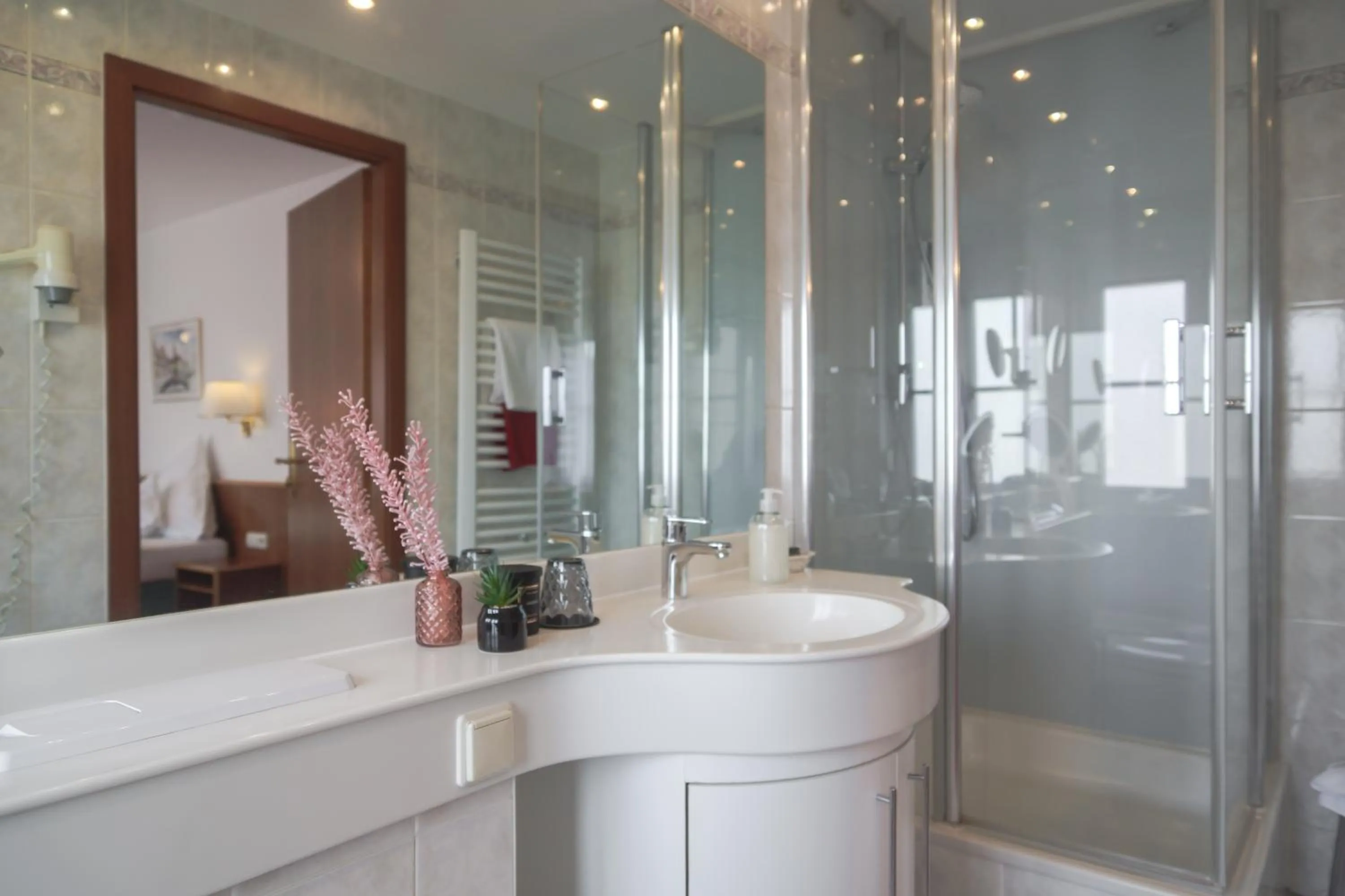 Bathroom in Hotel Garni in der Breite