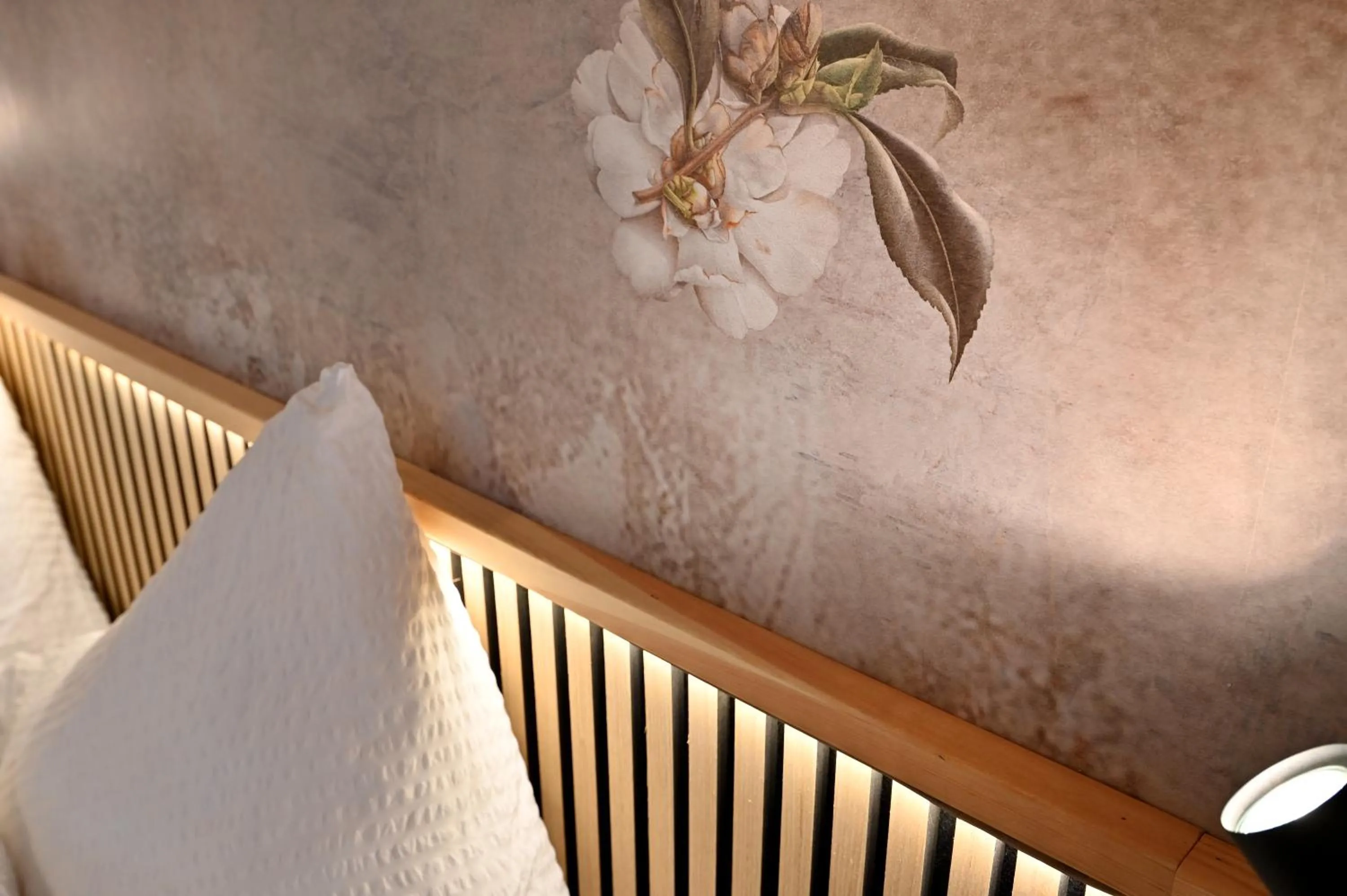 Bed in Hotel Zehnthof