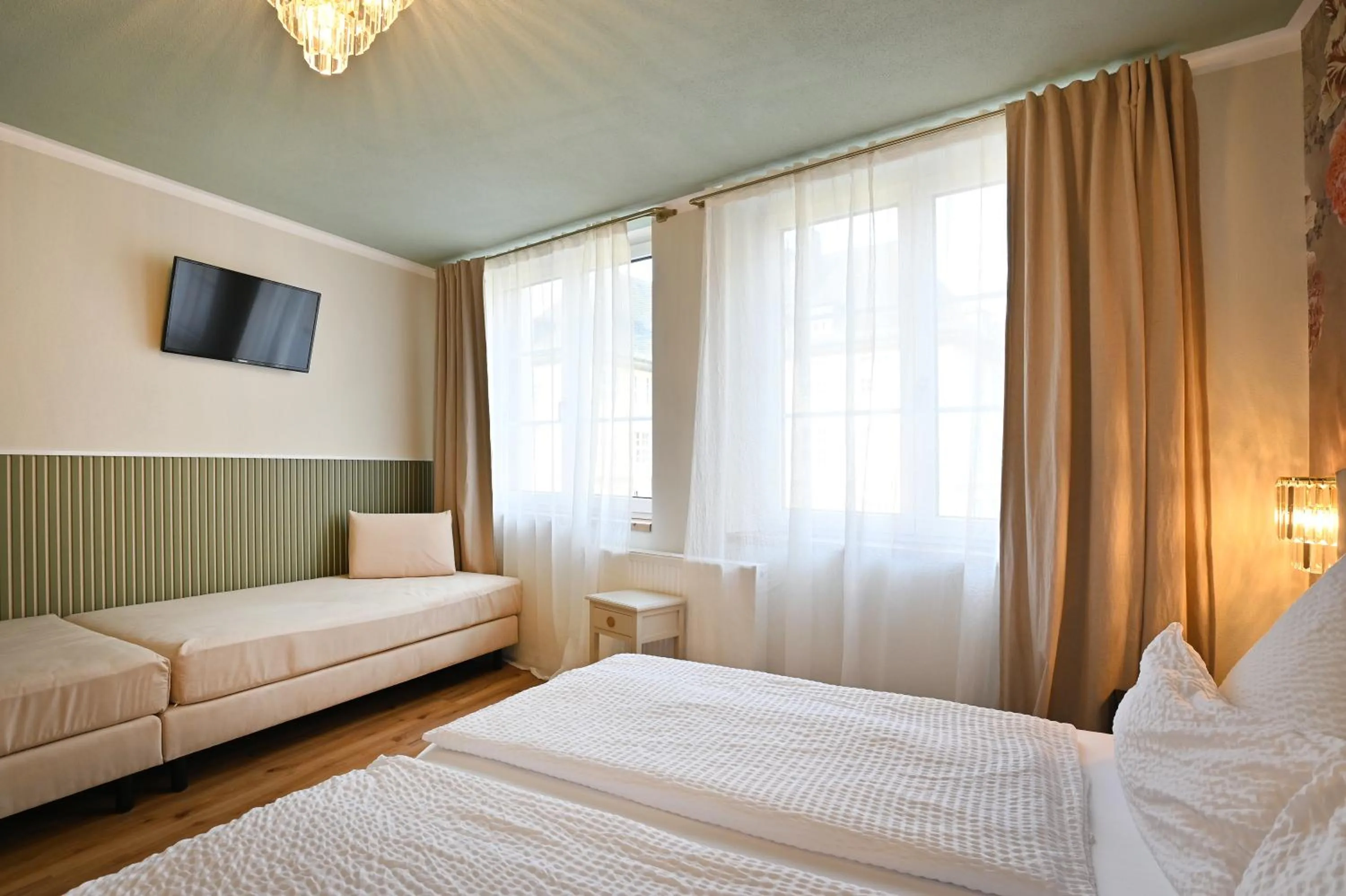 Bed in Hotel Zehnthof