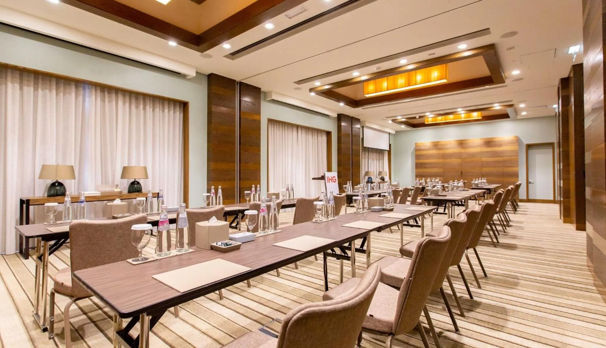 Meeting/conference room in InterContinental Fujairah Resort by IHG