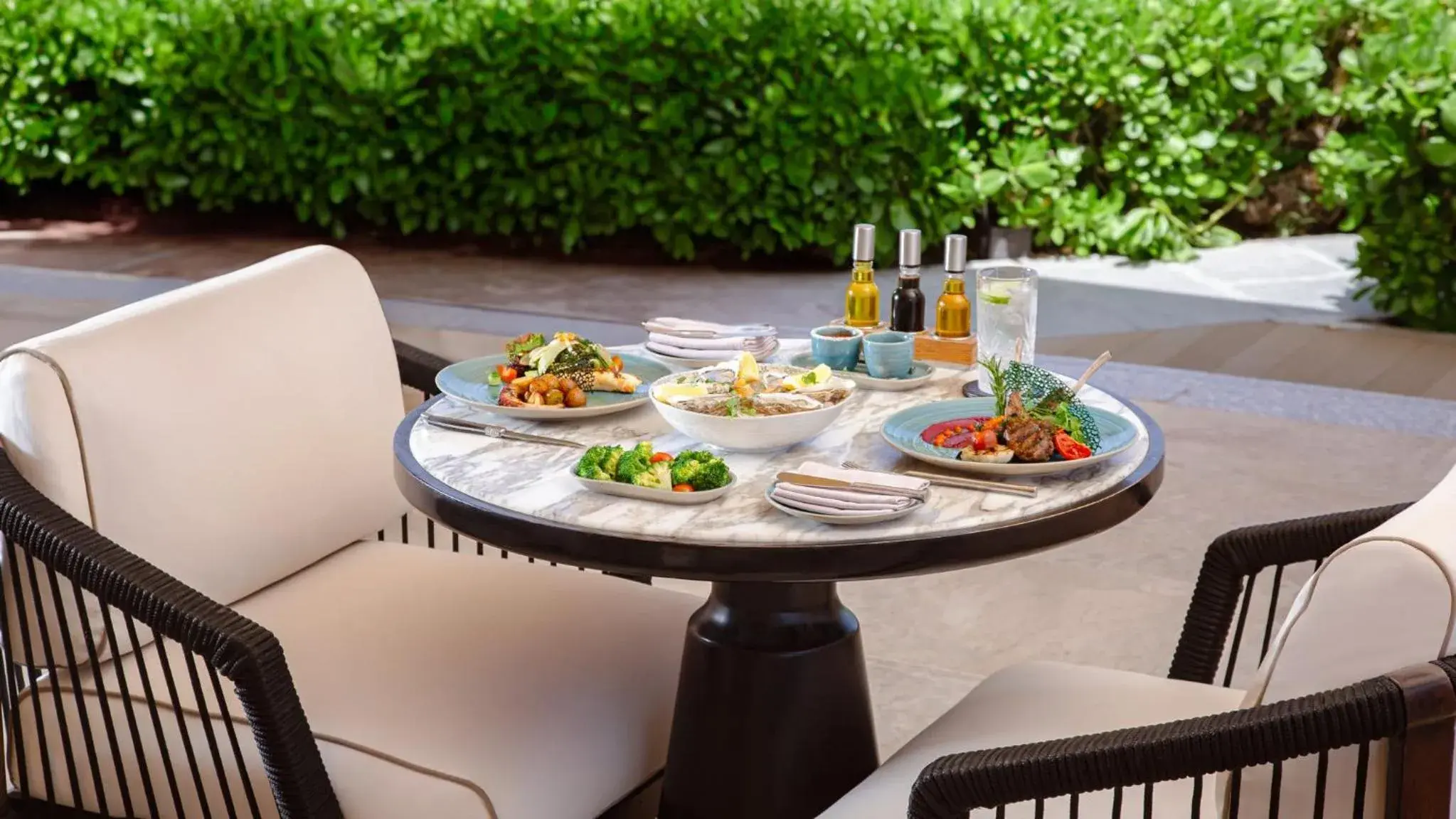 Restaurant/places to eat in InterContinental Fujairah Resort by IHG Restaurant/places to eat in InterContinental Fujairah Resort by IHG